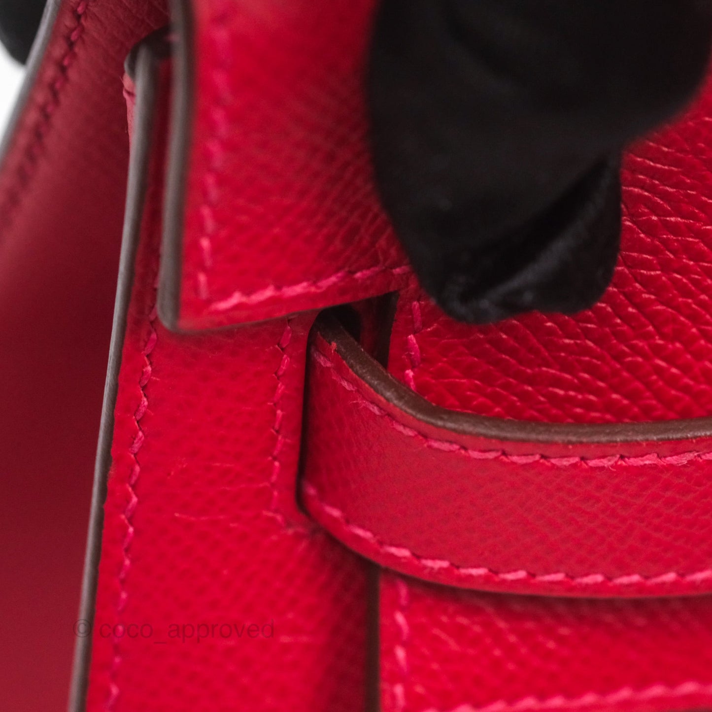 Hermès Kelly 32 Sellier Rouge Casaque Q5 Epsom Gold Hardware