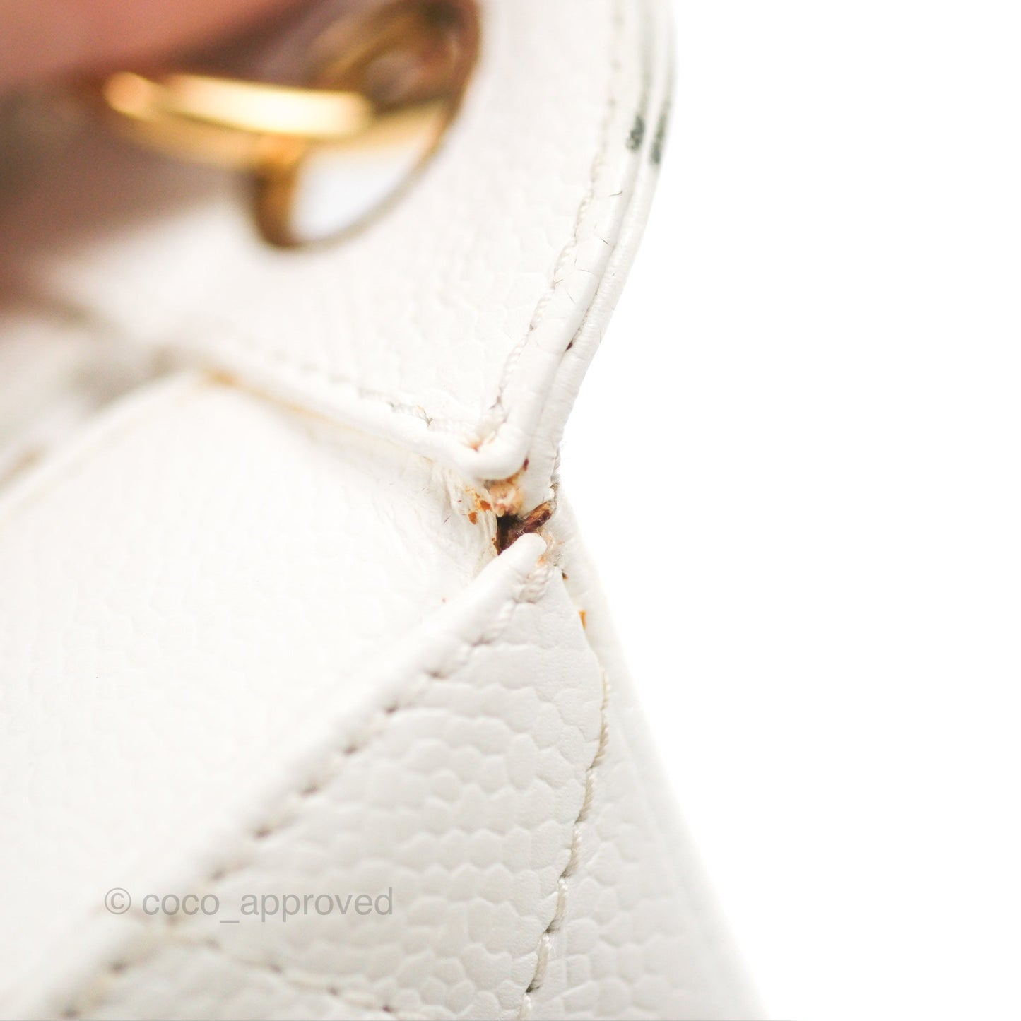 Chanel Vintage CC Quilted Shoulder Bag White Caviar Gold Hardware