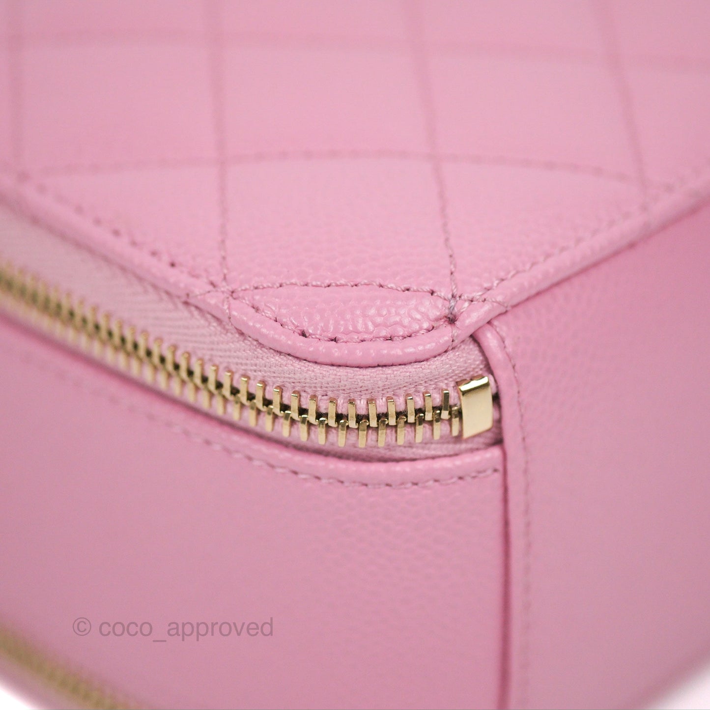 Chanel Caviar Quilted Pick Me Up Small Vanity Case Light Pink
