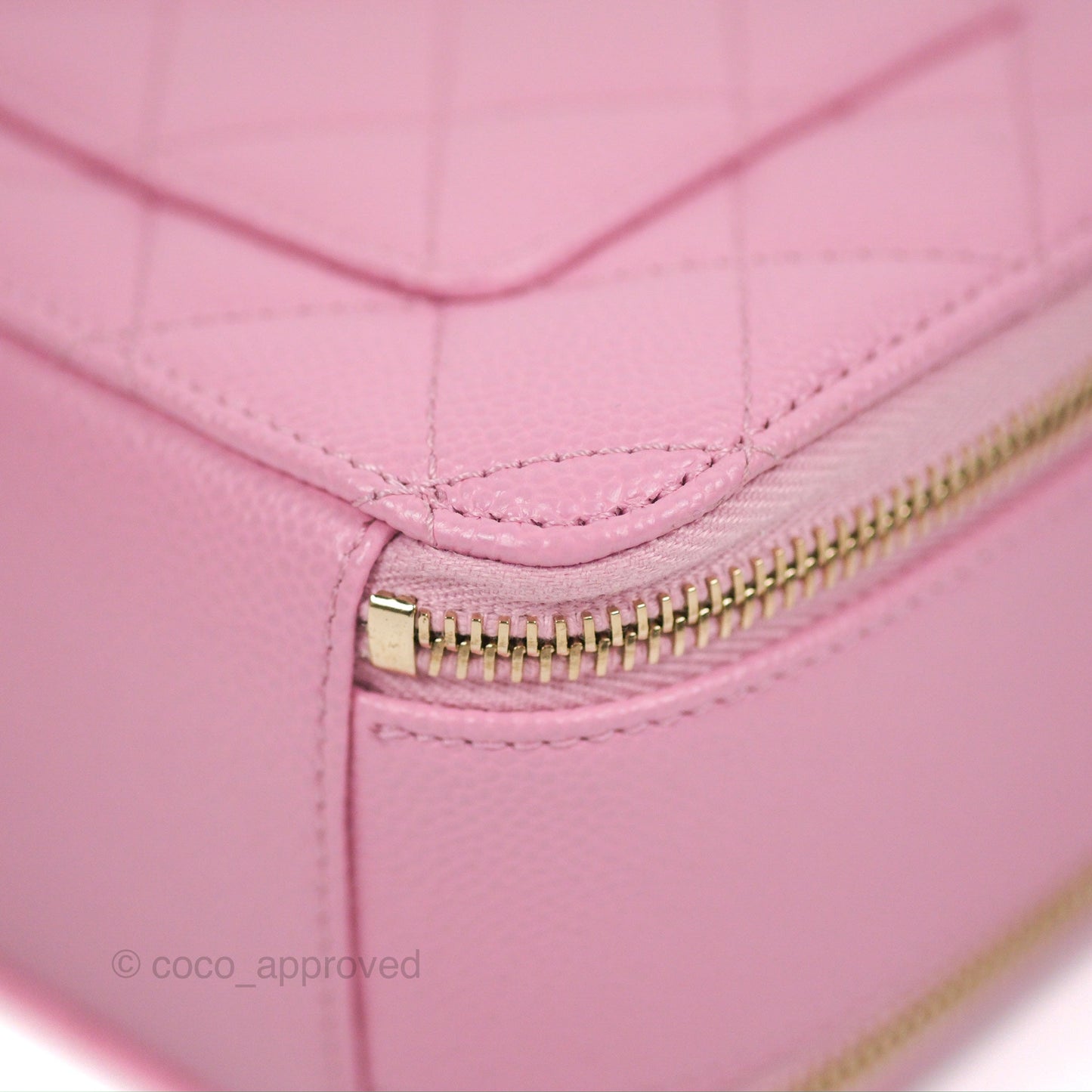 Chanel Caviar Quilted Pick Me Up Small Vanity Case Light Pink