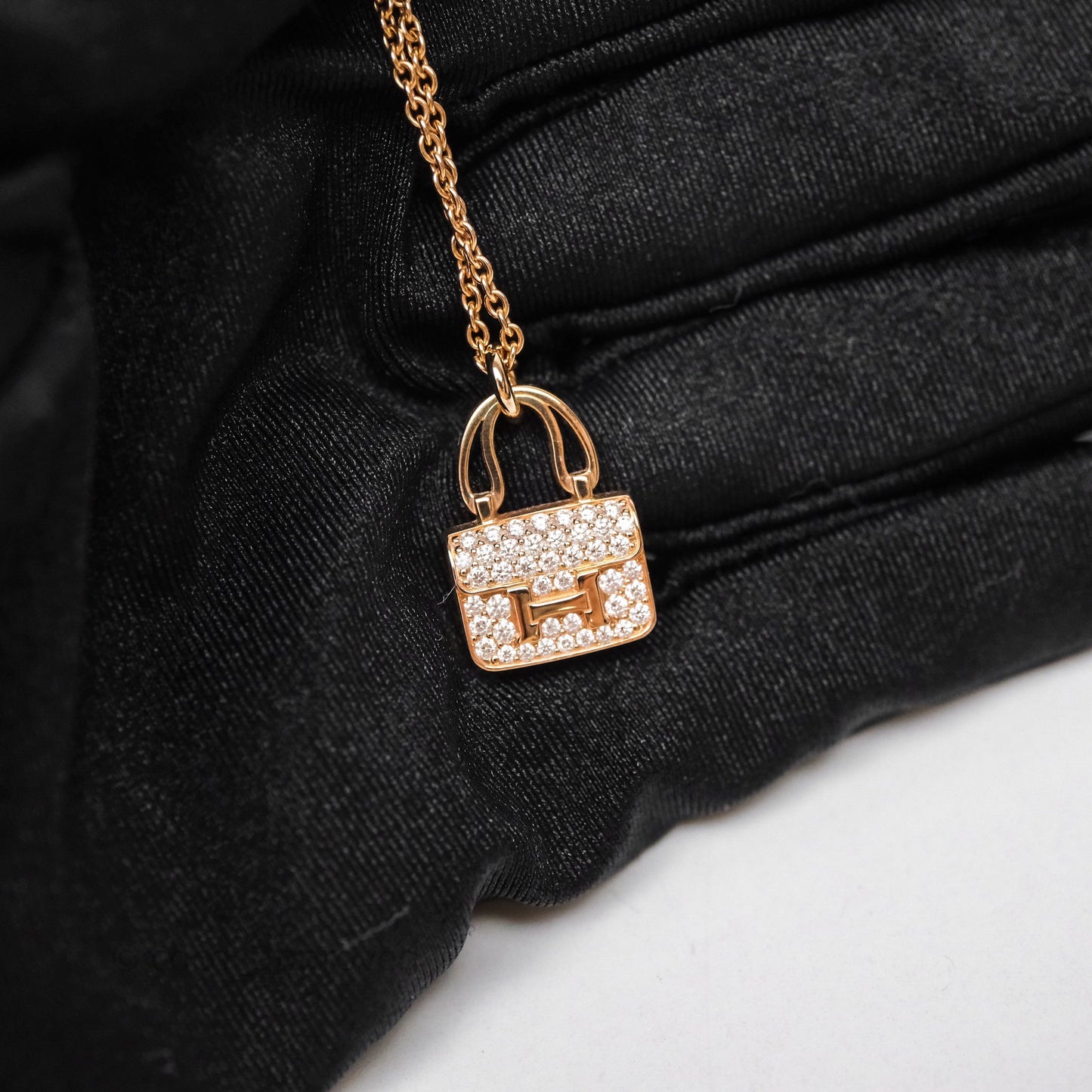 Hermès Constance Amulettes Diamonds Pendant Necklace Rose Gold