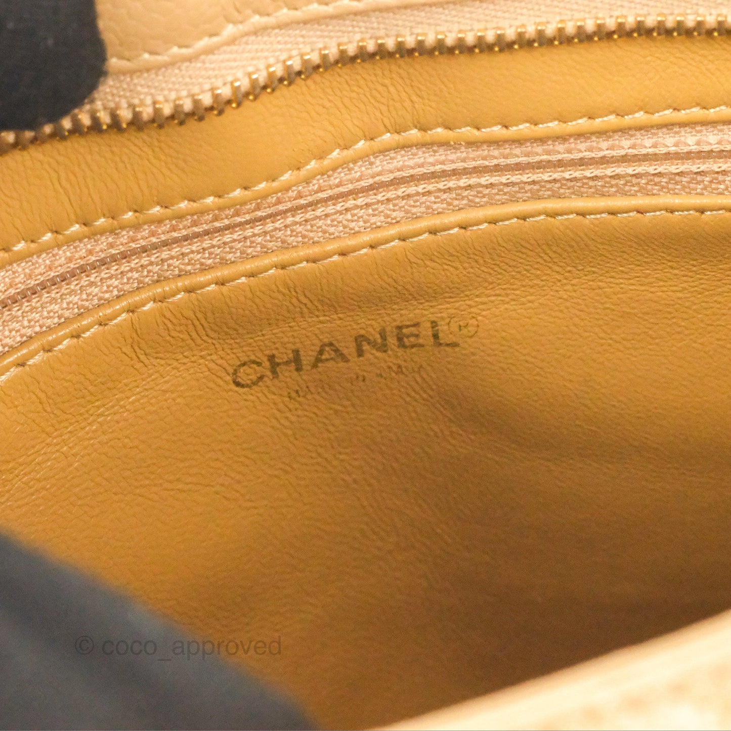 Chanel Vintage Medallion CC Beige Caviar Tote Bag Gold Hardware