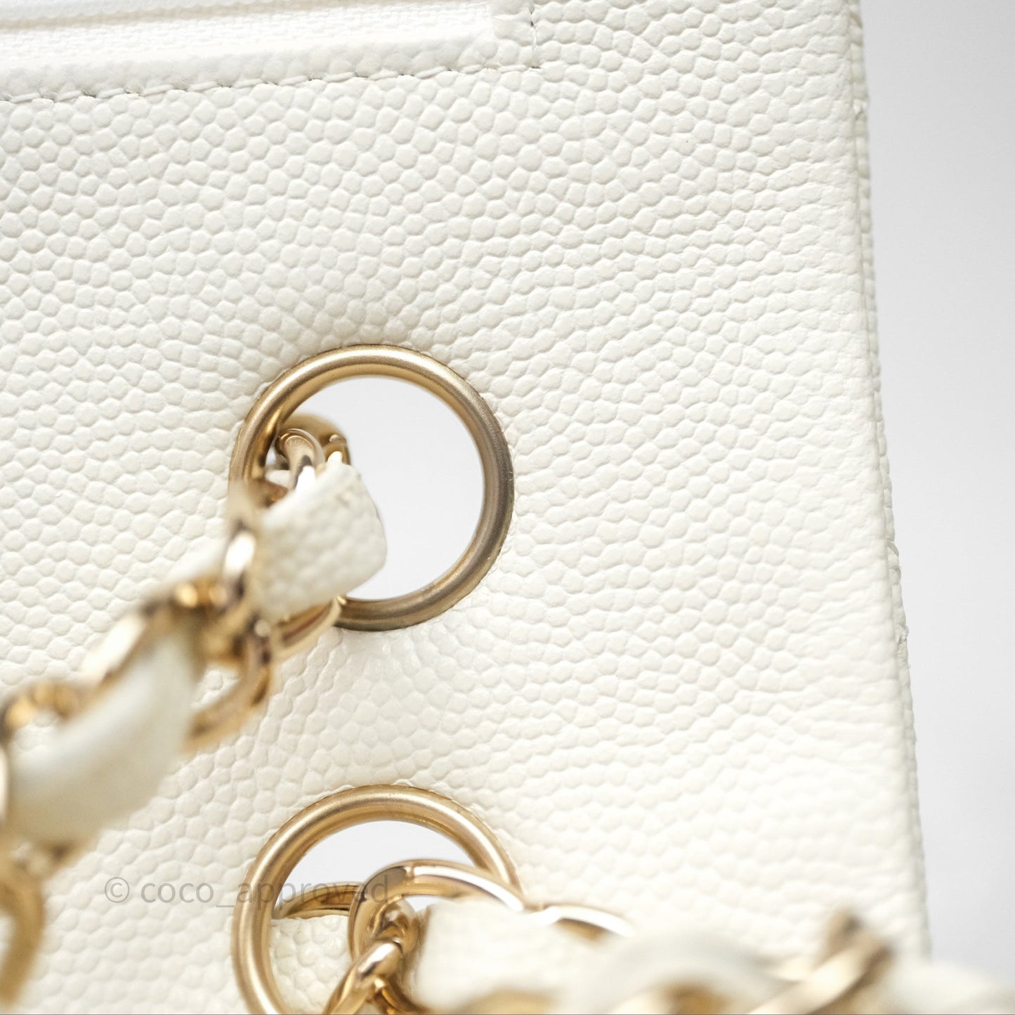 Chanel Classic Quilted Small S/M Flap Ivory White Caviar Gold Hardware
