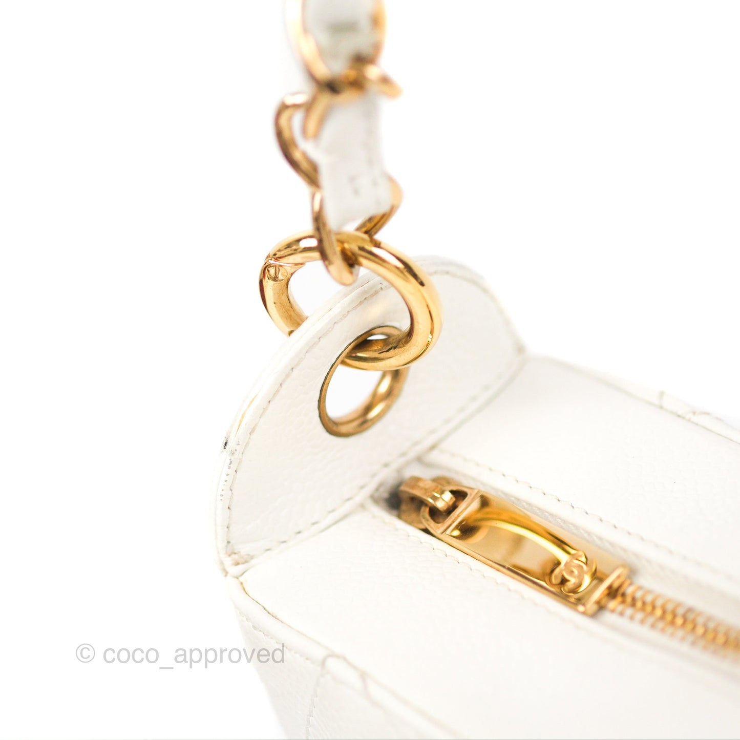 Chanel Vintage CC Quilted Shoulder Bag White Caviar Gold Hardware