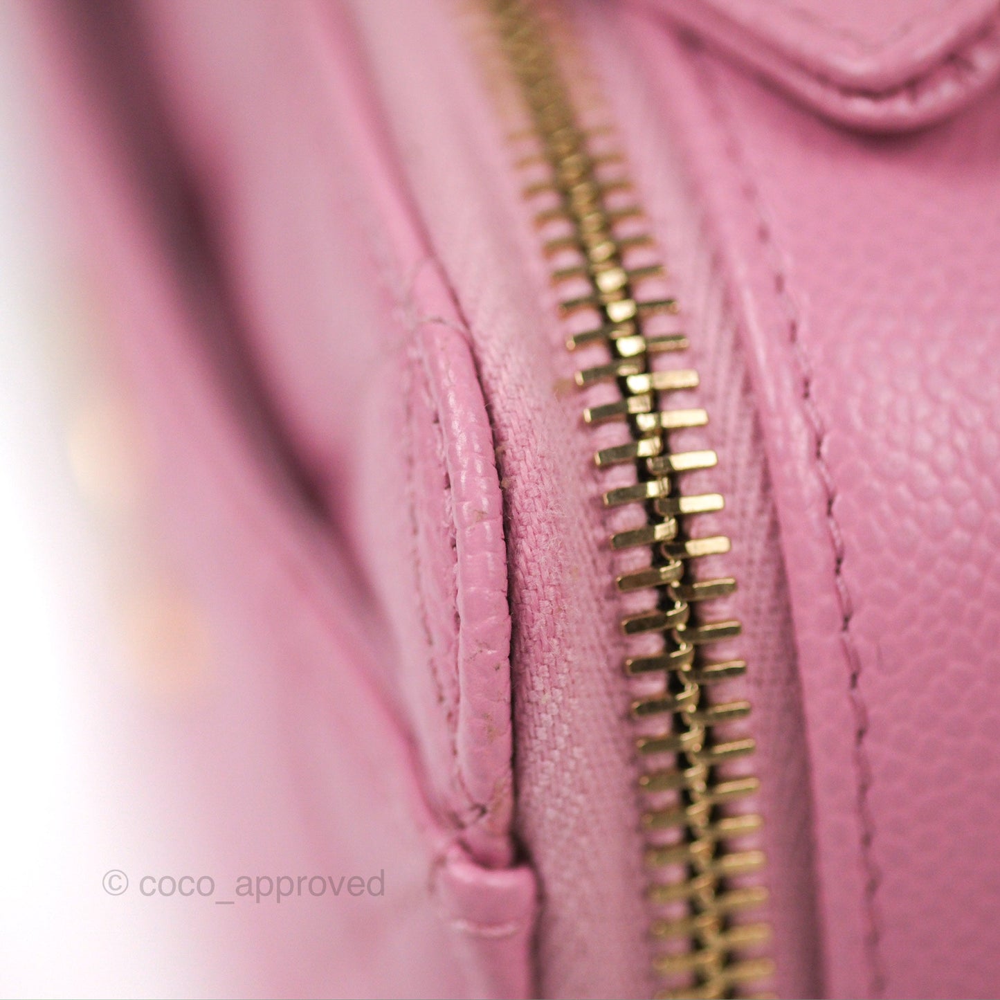 Chanel Caviar Quilted Pick Me Up Small Vanity Case Light Pink