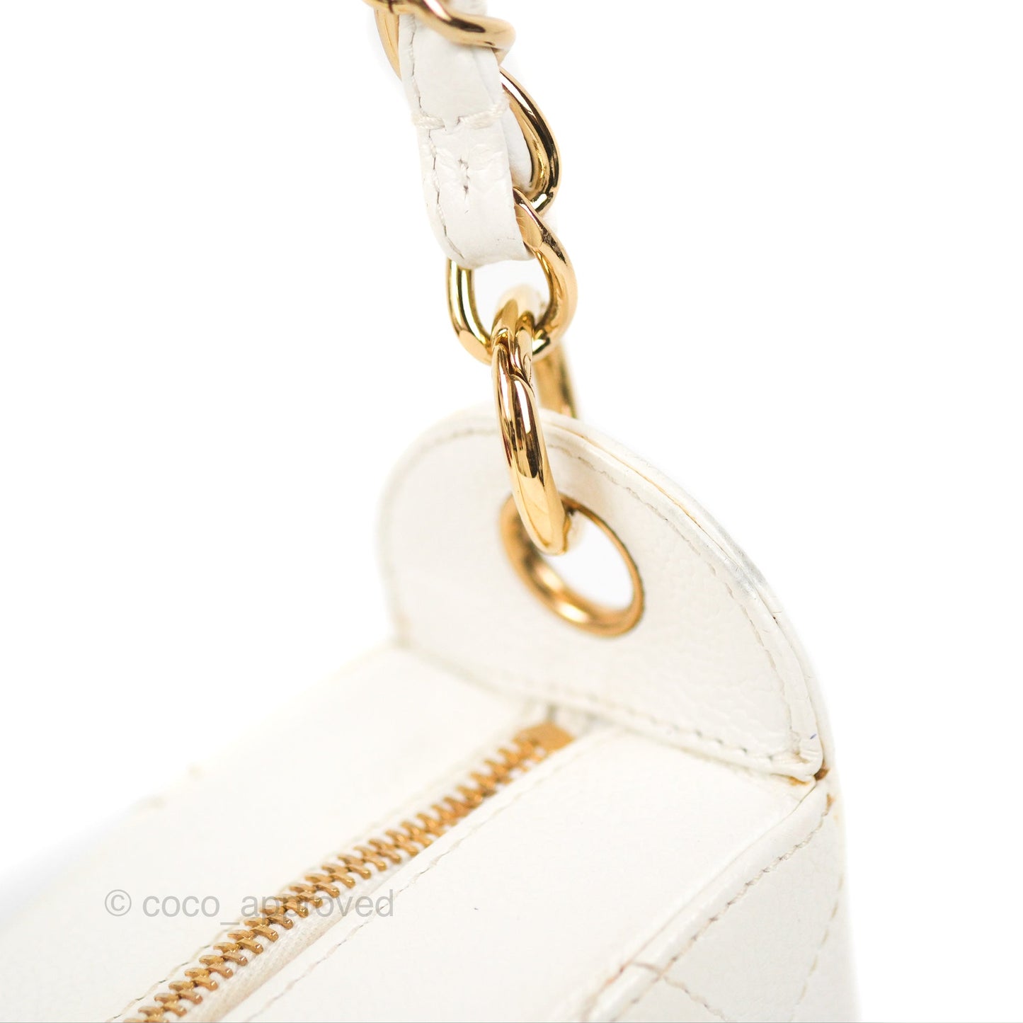 Chanel Vintage CC Quilted Shoulder Bag White Caviar Gold Hardware