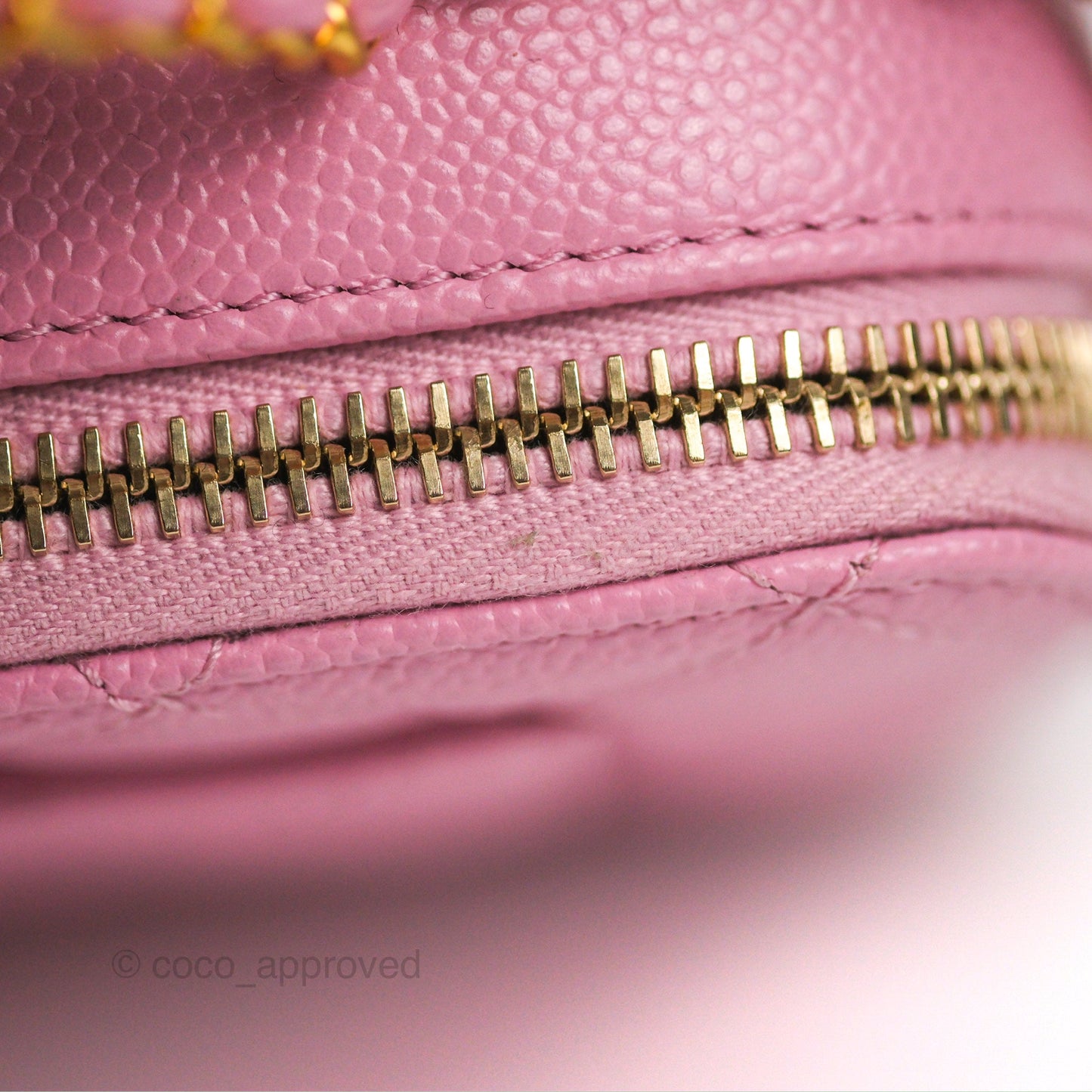 Chanel Caviar Quilted Pick Me Up Small Vanity Case Light Pink