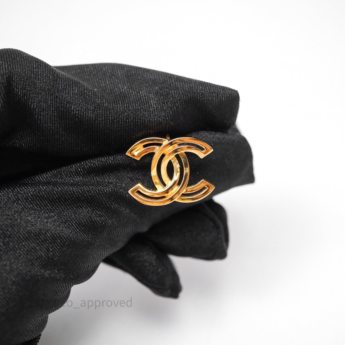 Chanel CC Ear Clips Gold Tone 20K