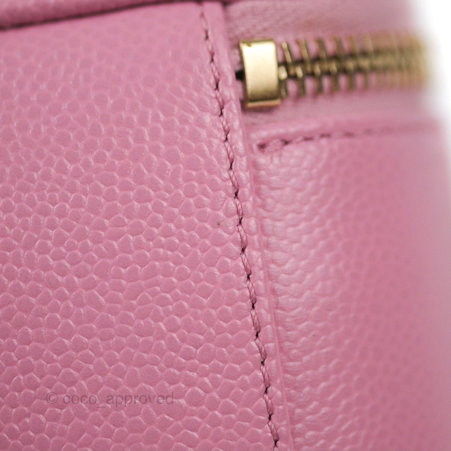 Chanel Caviar Quilted Pick Me Up Small Vanity Case Light Pink