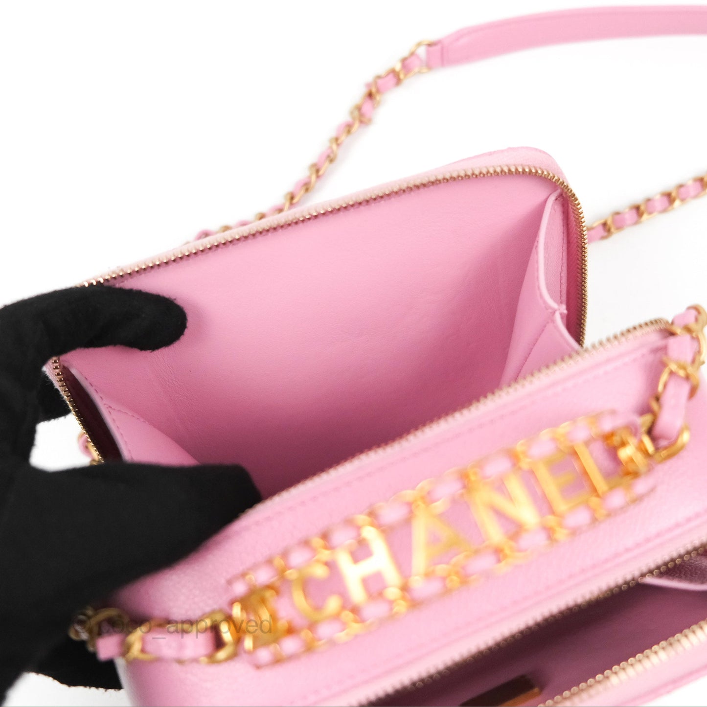 Chanel Caviar Quilted Pick Me Up Small Vanity Case Light Pink
