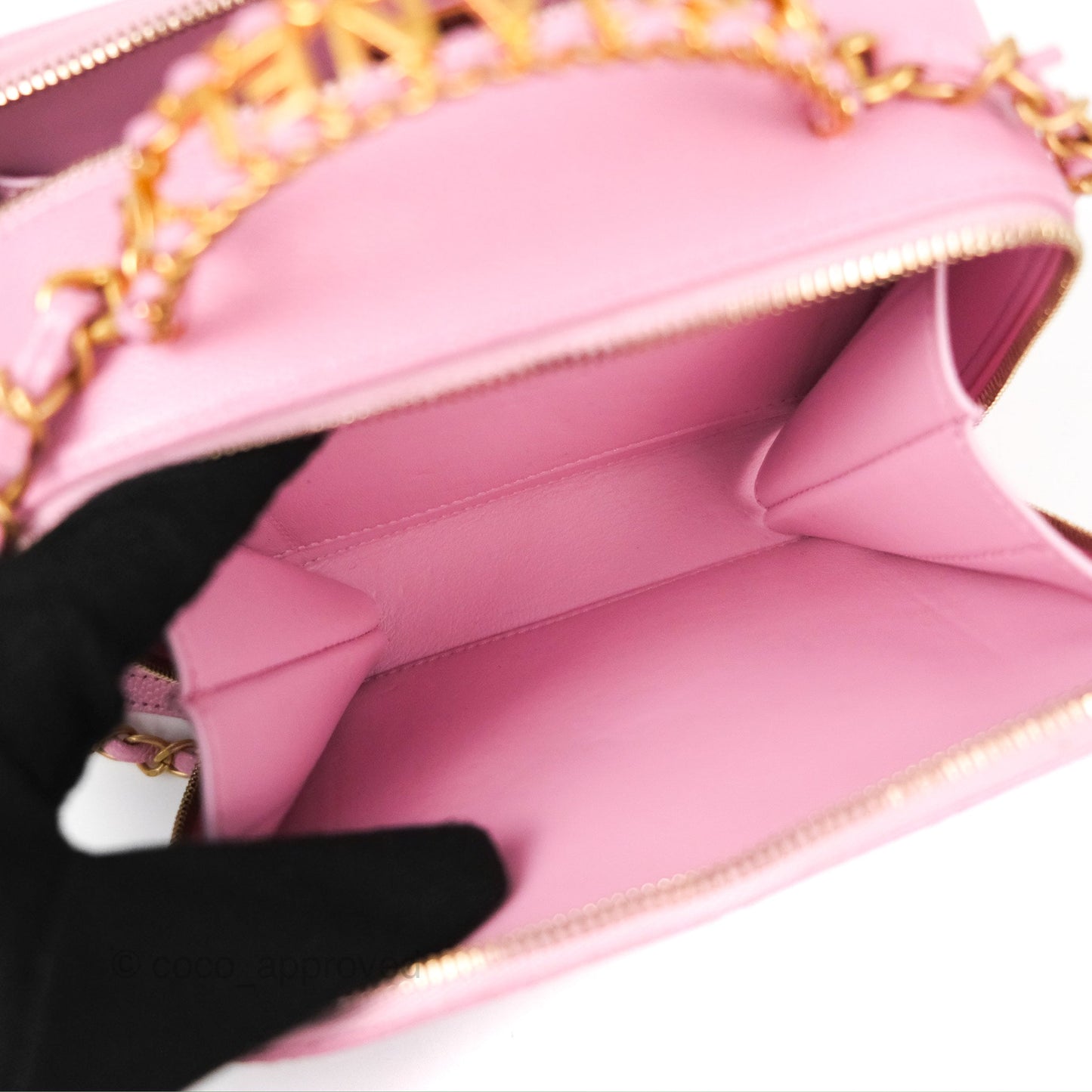Chanel Caviar Quilted Pick Me Up Small Vanity Case Light Pink