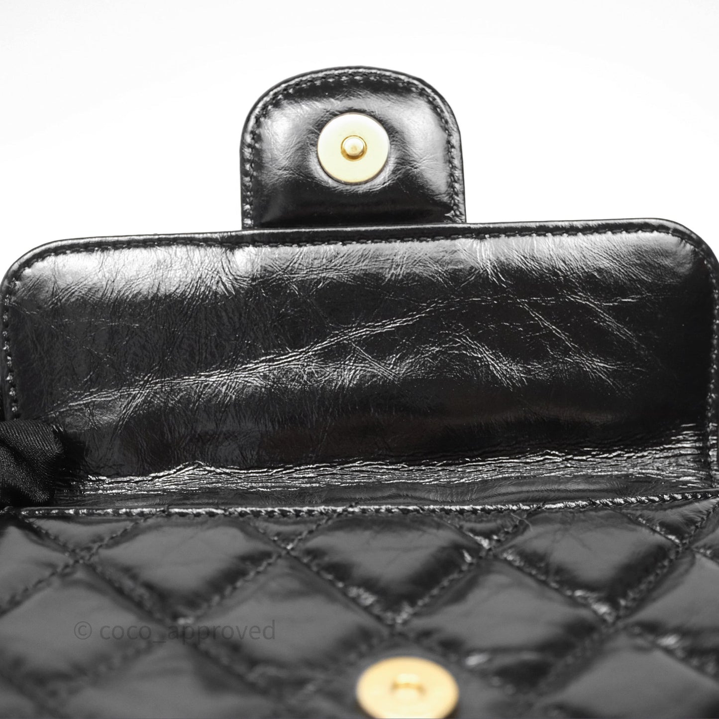 Chanel Small Wavy CC Hobo Black Shiny Crumpled Calfskin Aged Gold Hardware