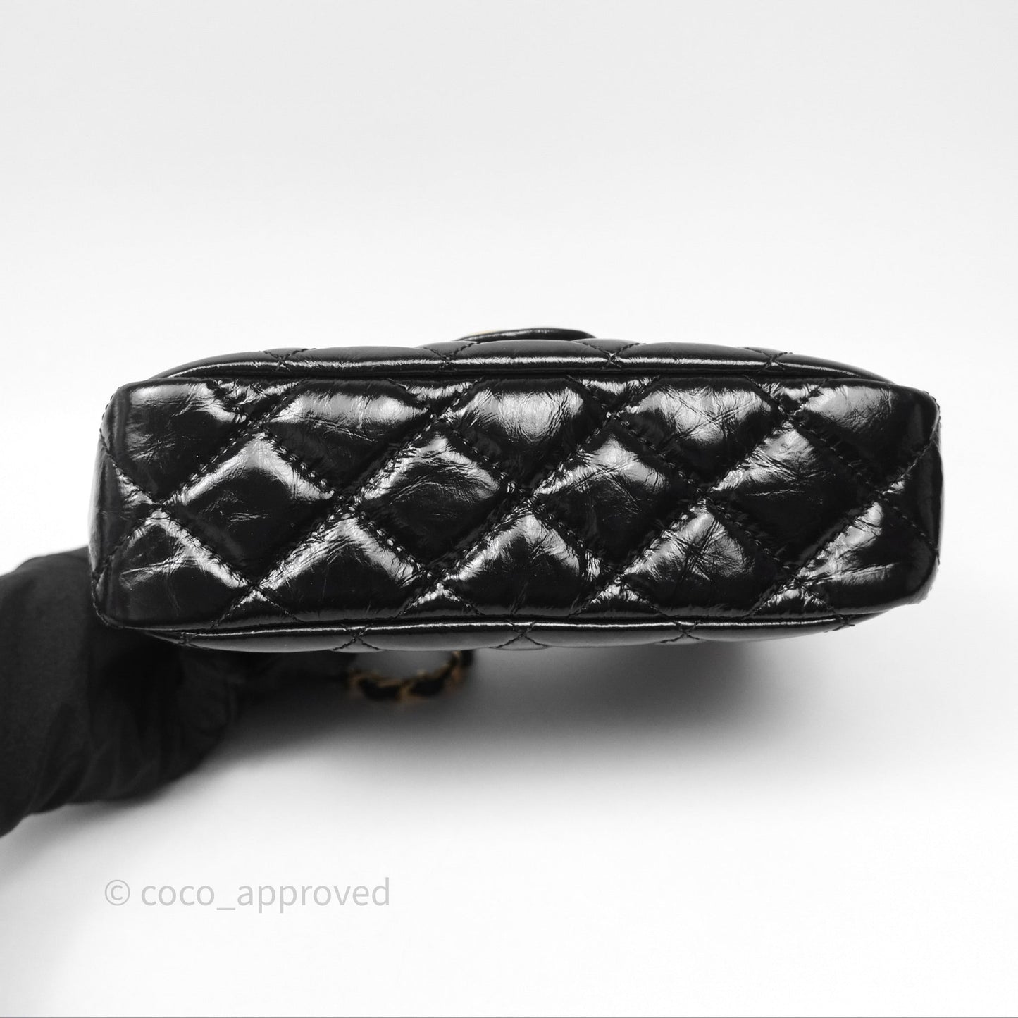 Chanel Small Wavy CC Hobo Black Shiny Crumpled Calfskin Aged Gold Hardware