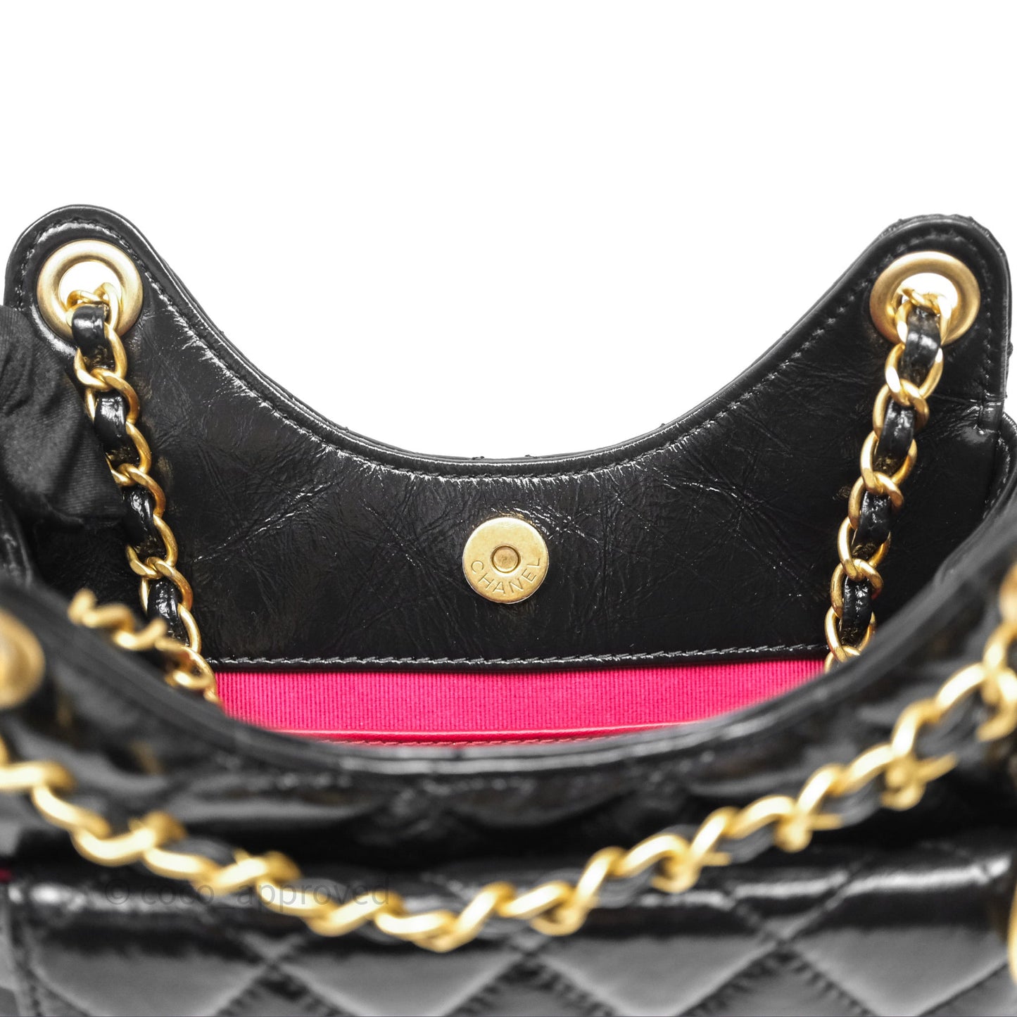 Chanel Small Wavy CC Hobo Black Shiny Crumpled Calfskin Aged Gold Hardware