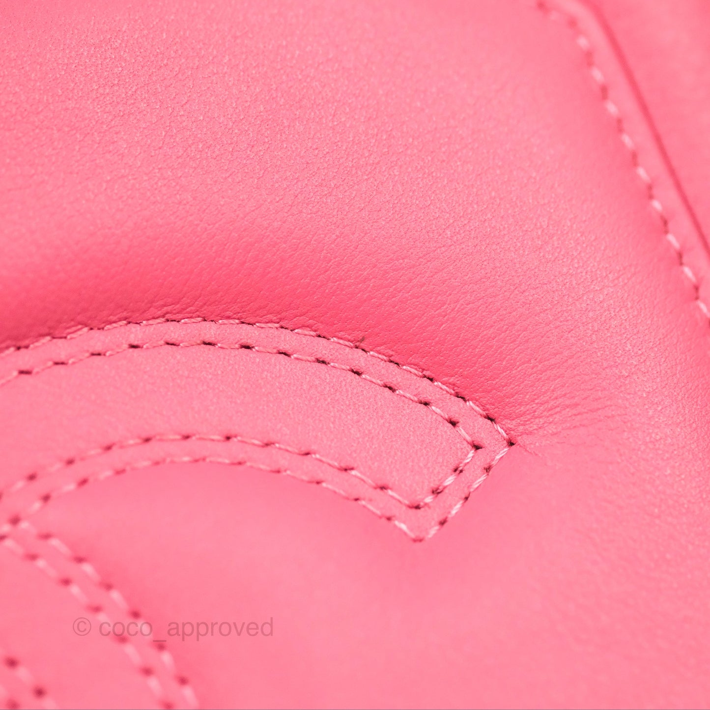 Chanel Lambskin CC Octagon Camera Case Pink