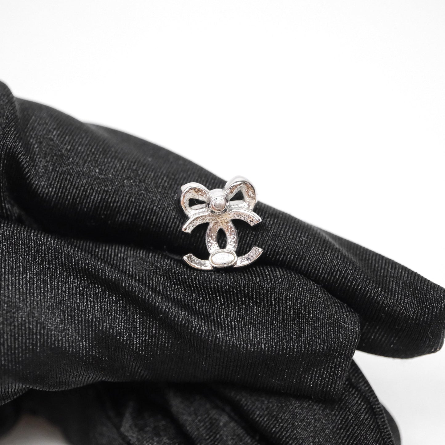Chanel Crystals Ribbon Bow CC Earrings 23C