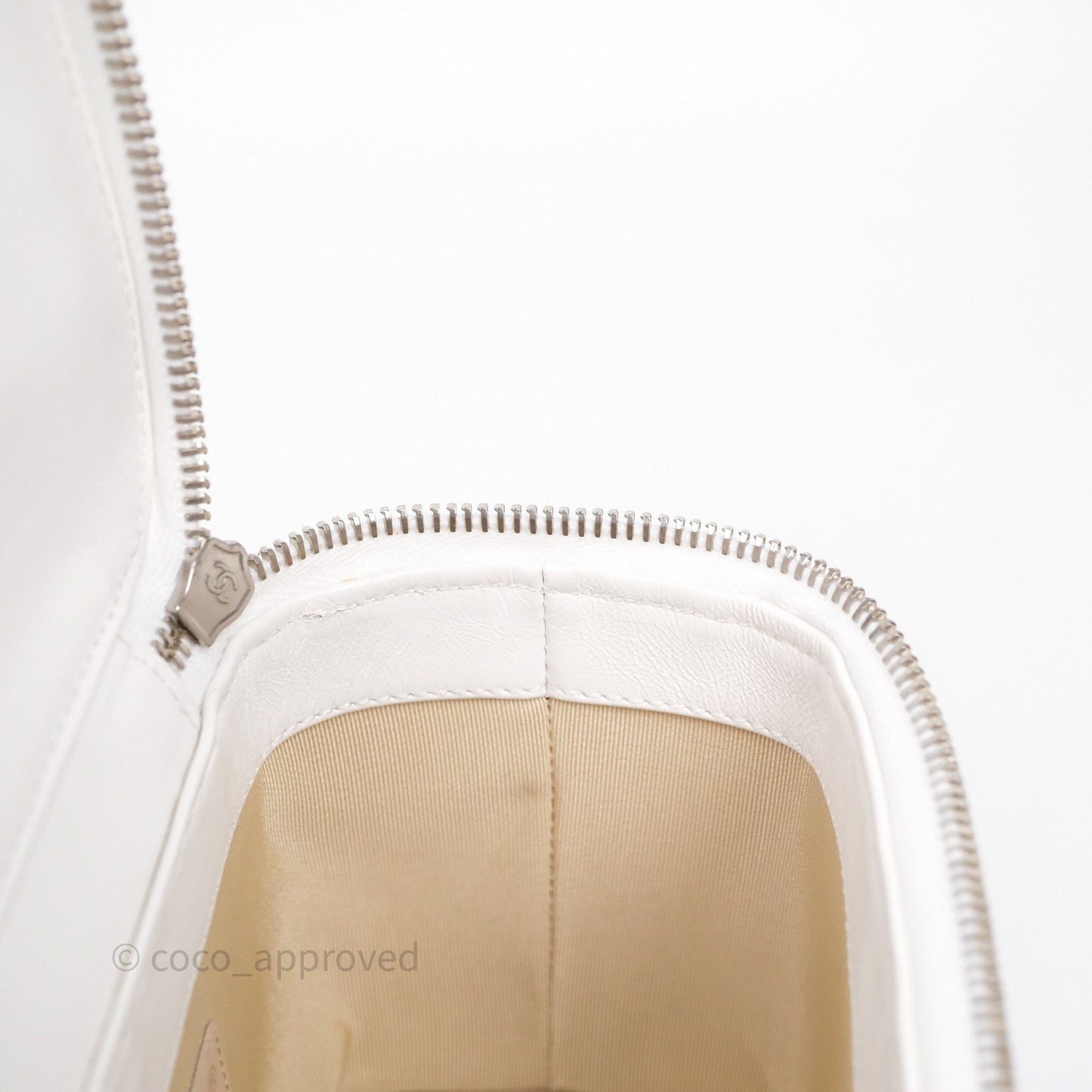 Chanel Small Top Handle Vanity Case White Beige Calfskin Raffia Silver Hardware