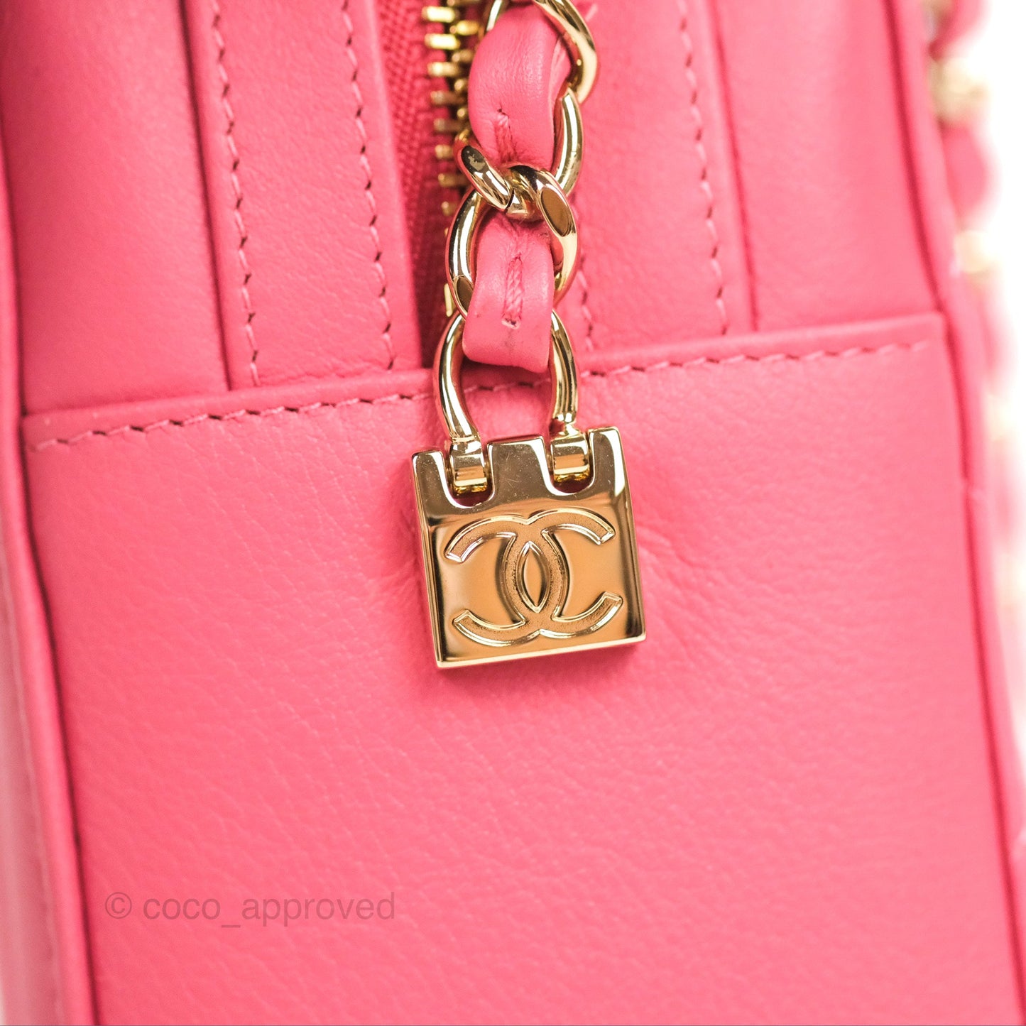 Chanel Lambskin CC Octagon Camera Case Pink