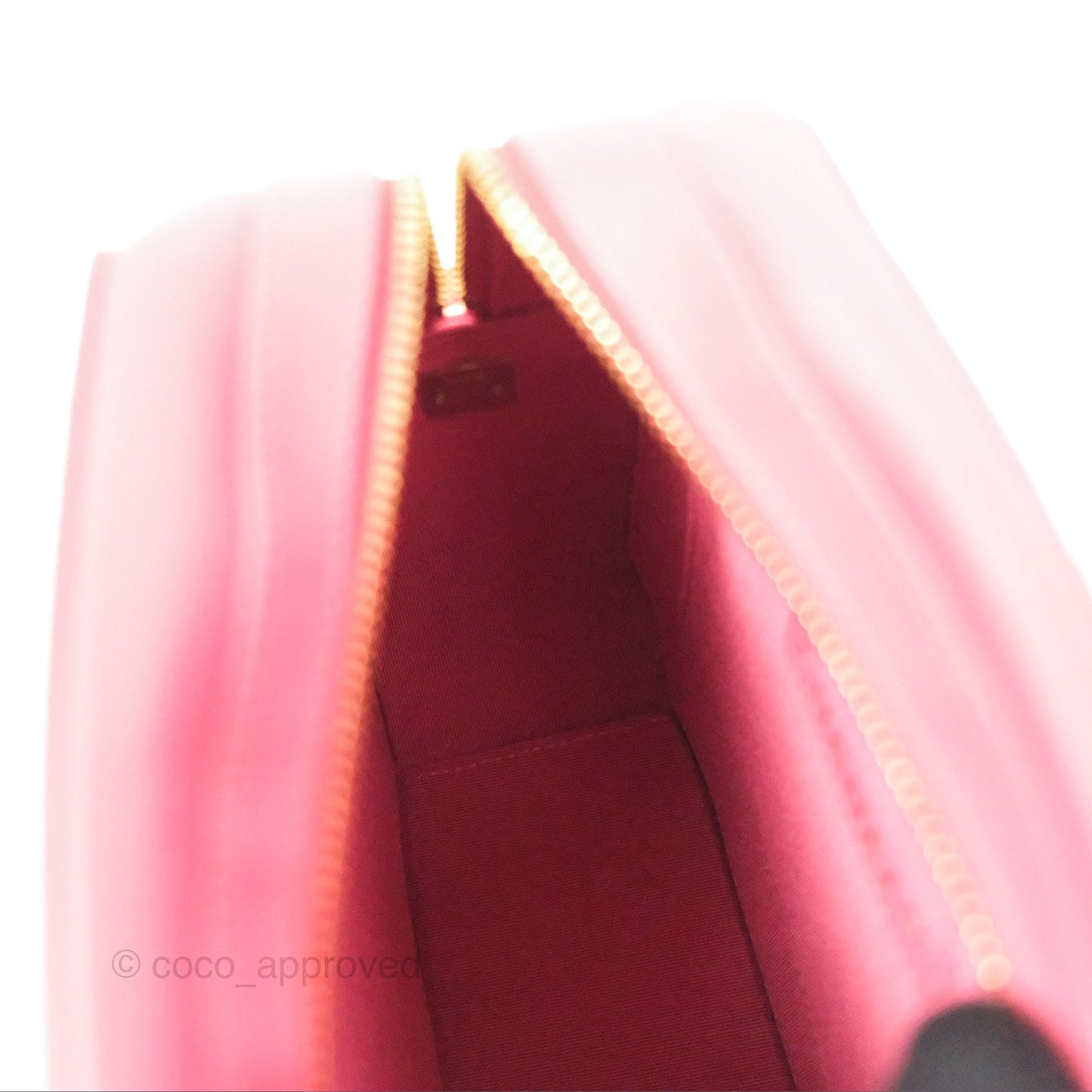 Chanel Lambskin CC Octagon Camera Case Pink