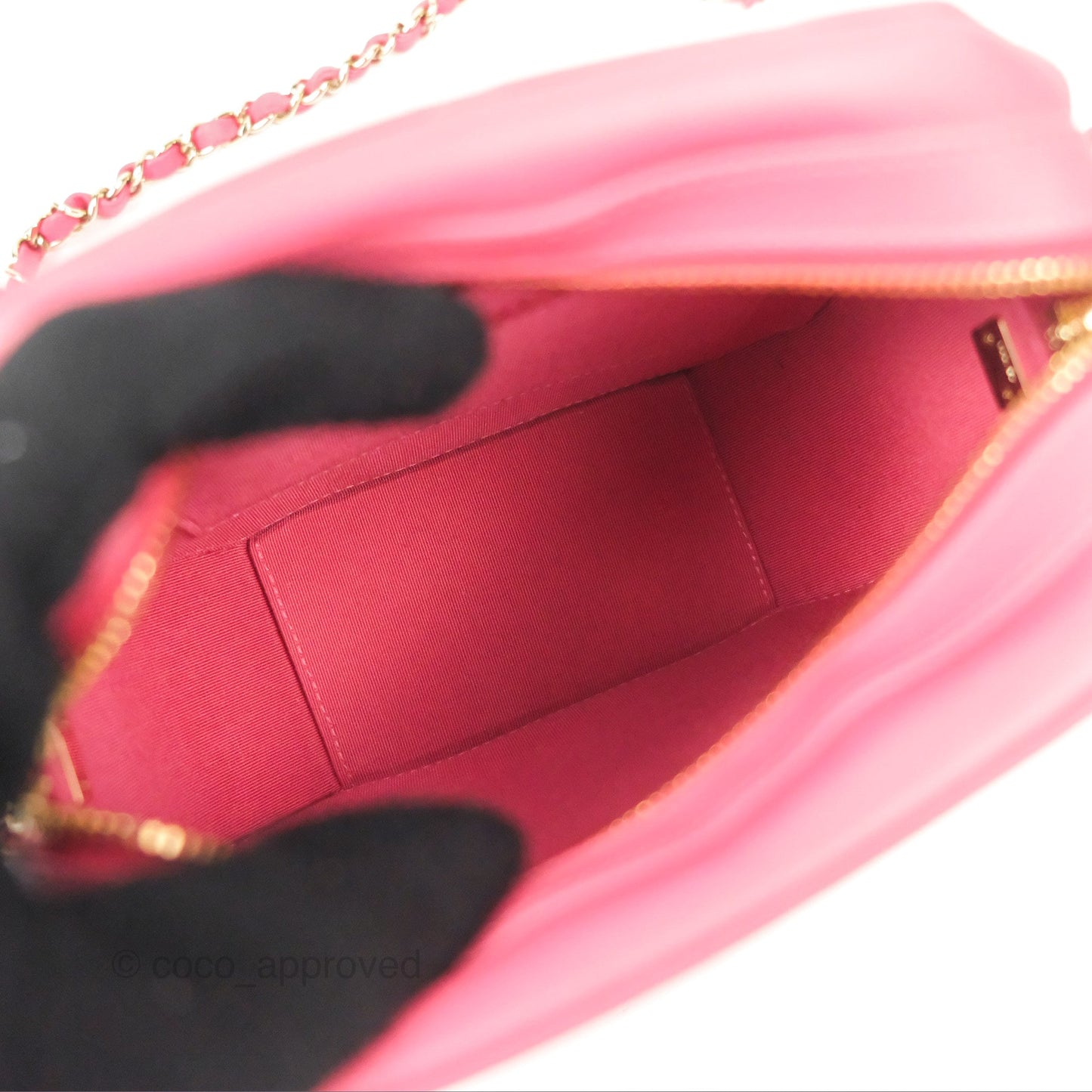 Chanel Lambskin CC Octagon Camera Case Pink