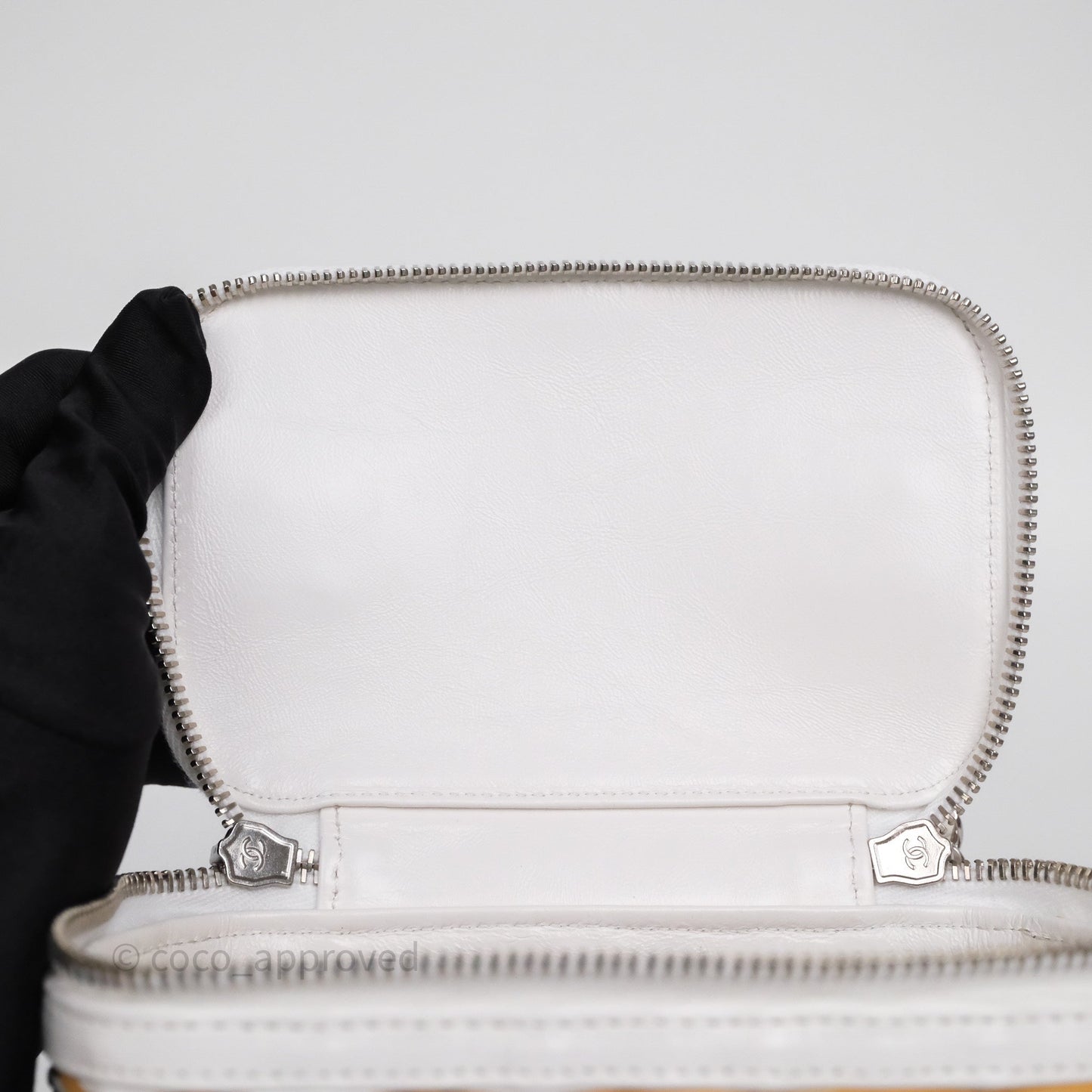 Chanel Small Top Handle Vanity Case White Beige Calfskin Raffia Silver Hardware