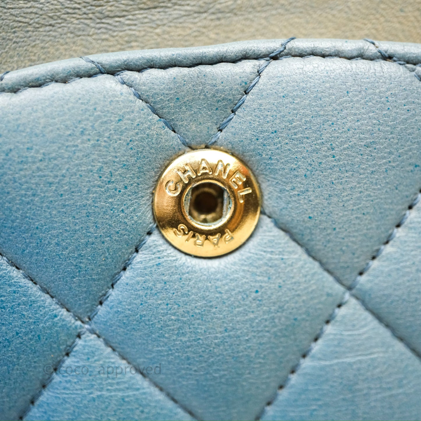 Chanel Classic M/L Medium Flap Quilted Ombre Blue Lambskin Gold Hardware