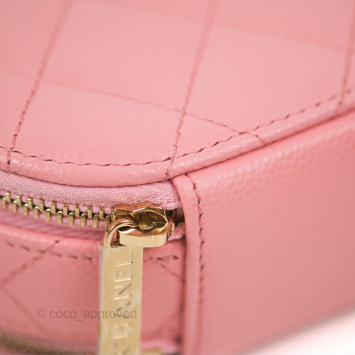 Chanel Mini Round Vanity Bag with Handle Pink Caviar 22C