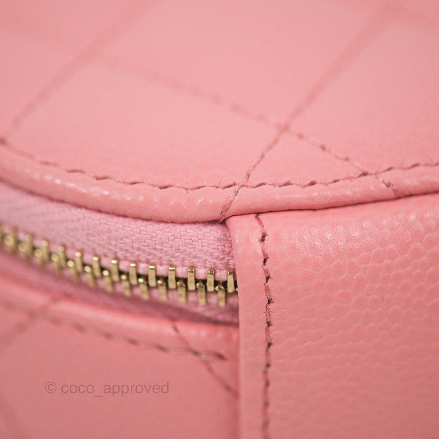 Chanel Mini Round Vanity Bag with Handle Pink Caviar 22C