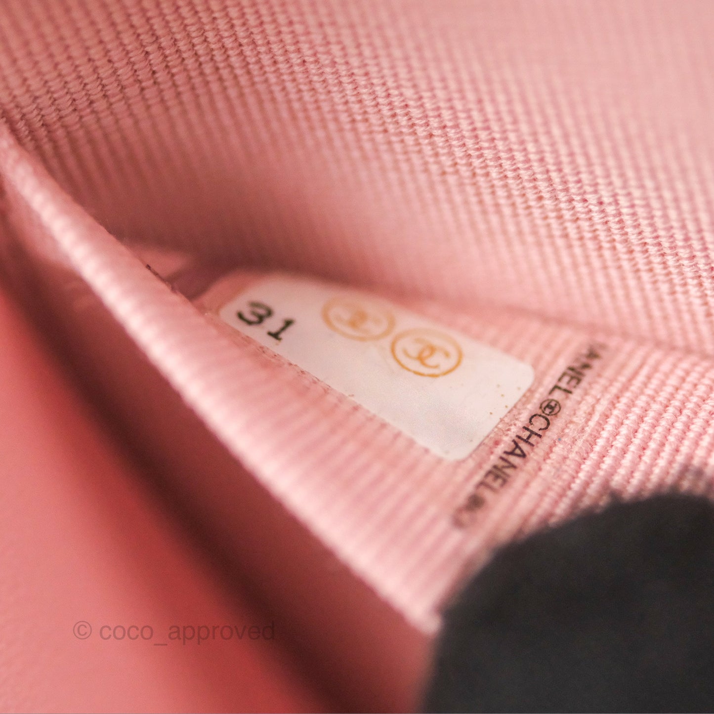 Chanel Mini Round Vanity Bag with Handle Pink Caviar 22C
