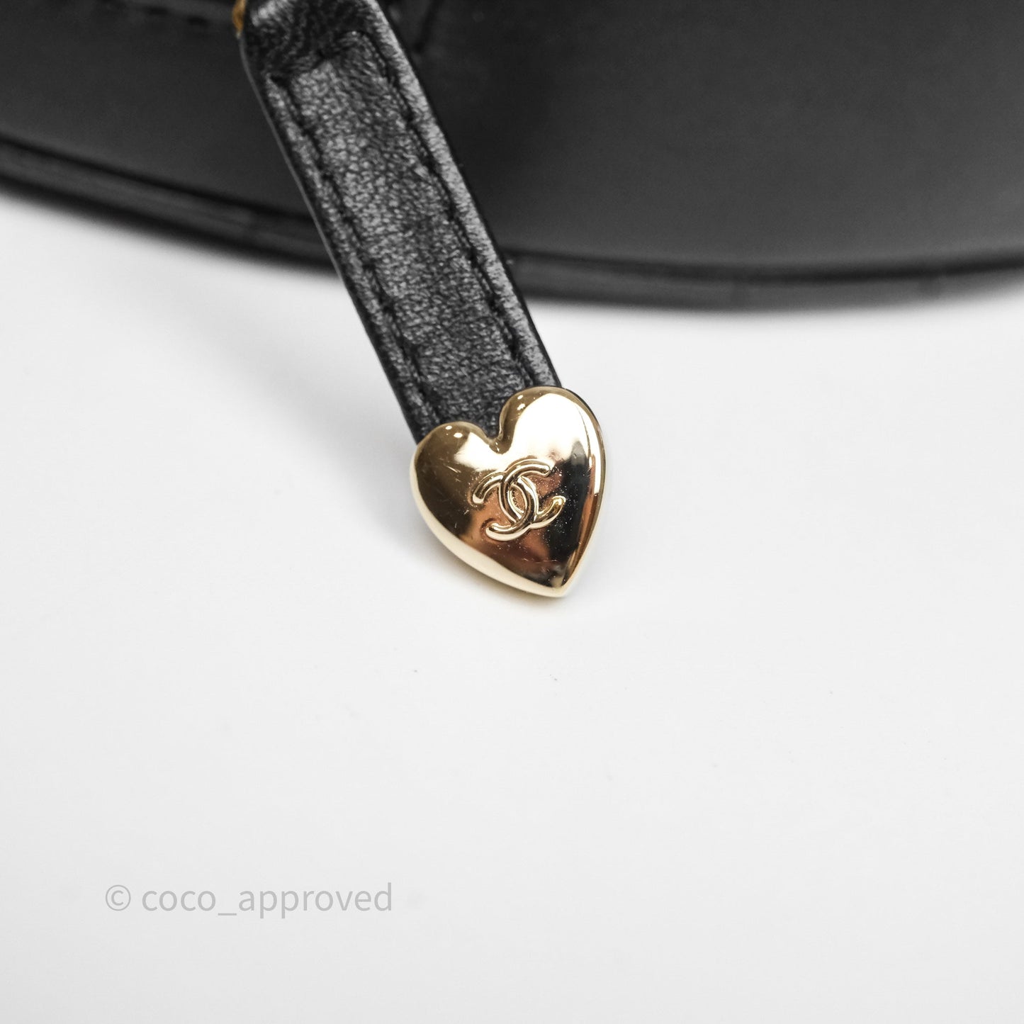 Chanel Large Heart Bag Black Lambskin Gold Hardware 22S