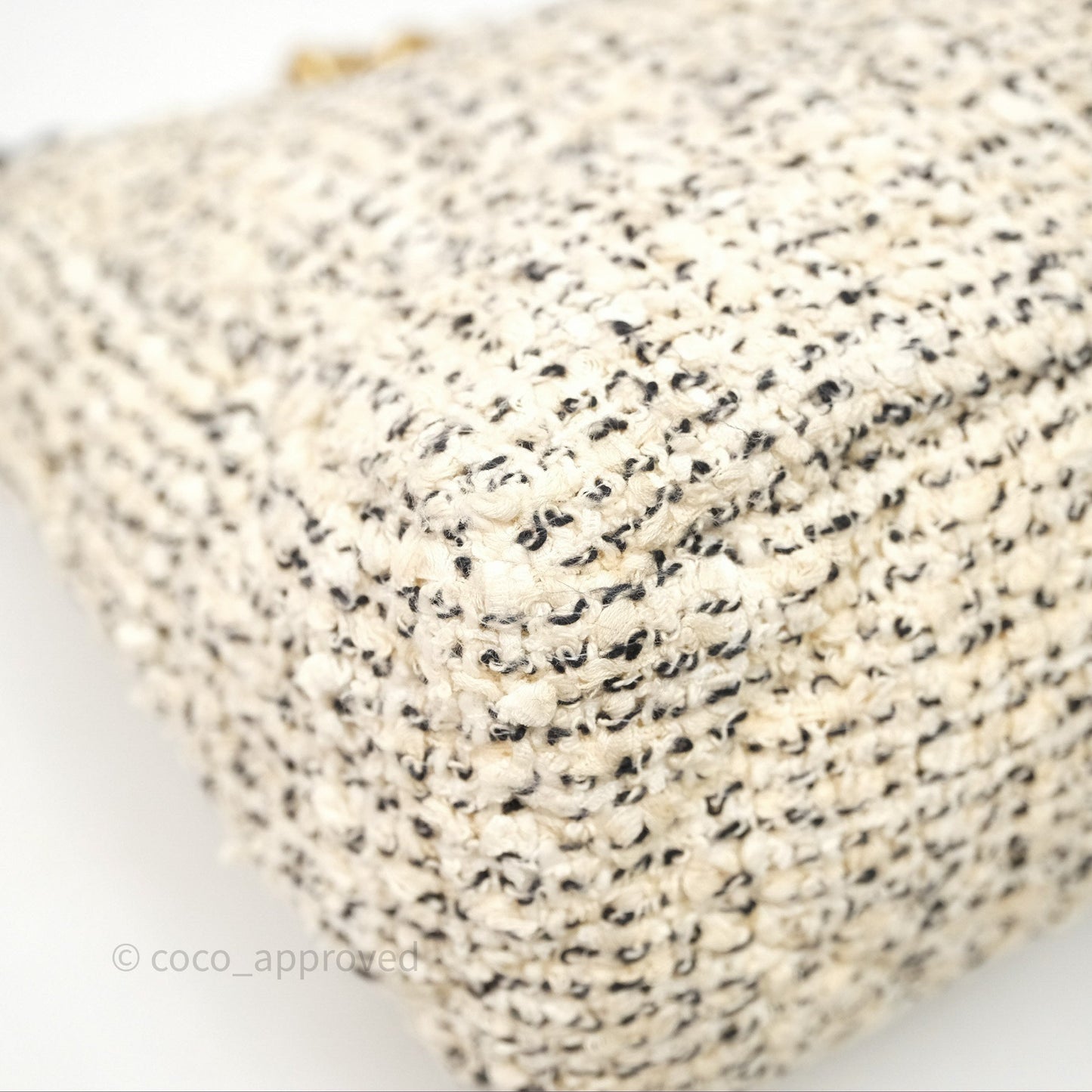 Chanel 19 Small Tweed Oreo Cream Mixed Hardware