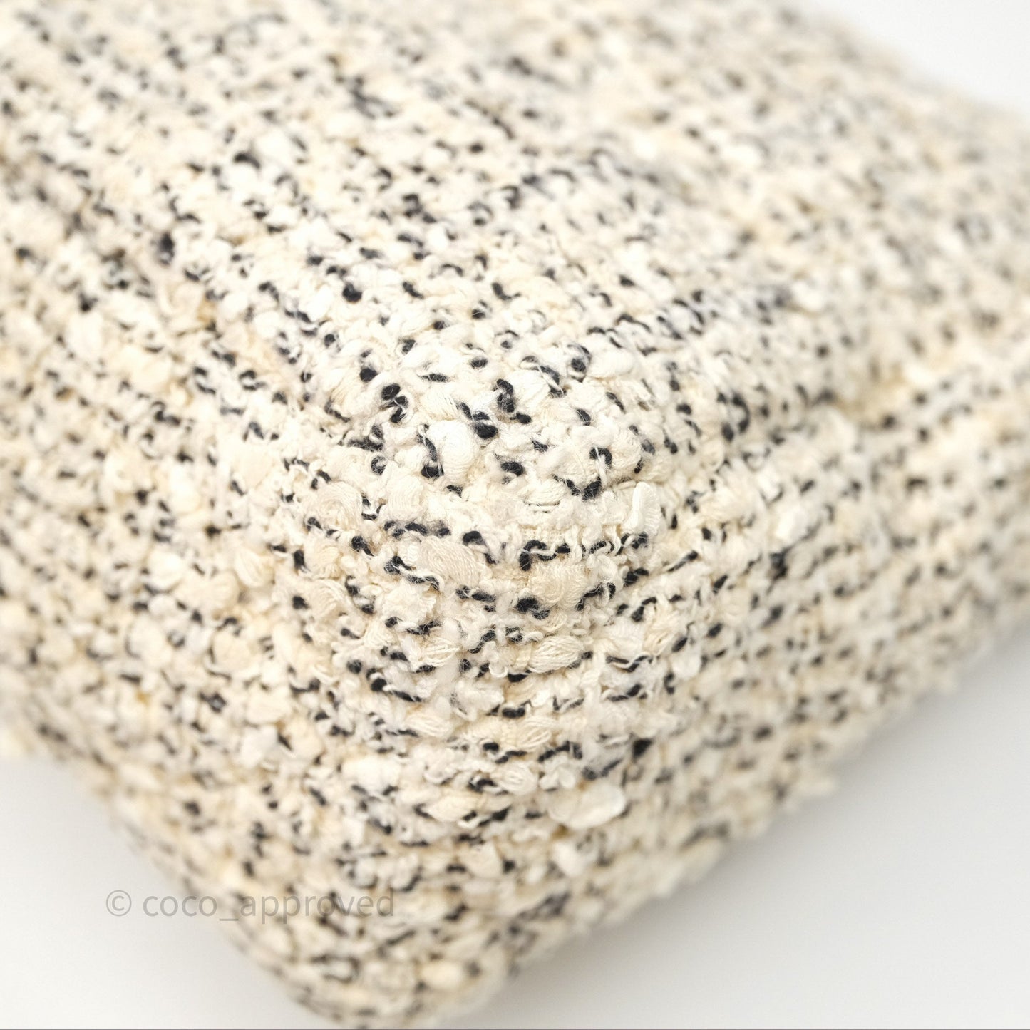 Chanel 19 Small Tweed Oreo Cream Mixed Hardware
