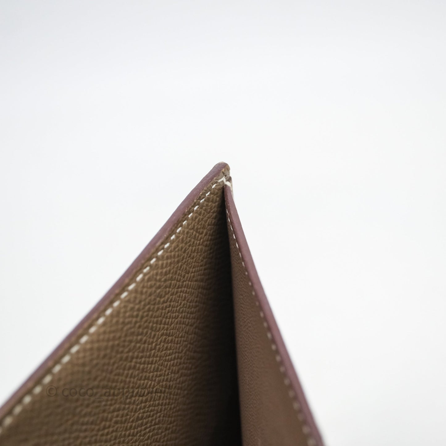 Hermès Kelly To Go 18 Étoupe Epsom Short Wallet Gold Hardware