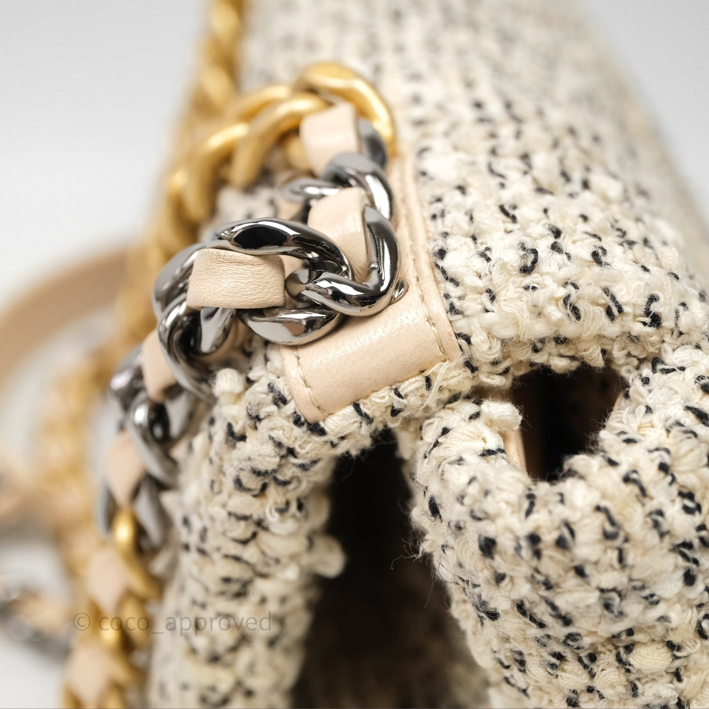 Chanel 19 Small Tweed Oreo Cream Mixed Hardware