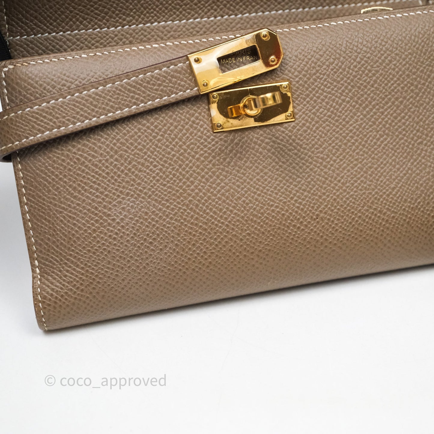 Hermès Kelly To Go 18 Étoupe Epsom Short Wallet Gold Hardware