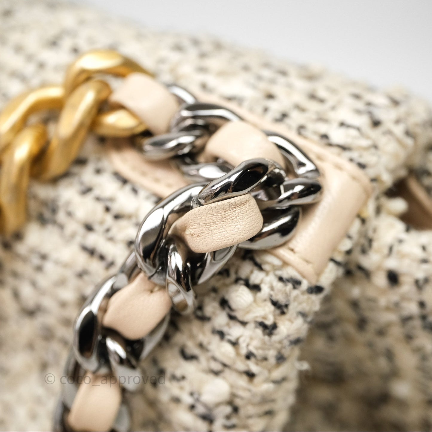 Chanel 19 Small Tweed Oreo Cream Mixed Hardware