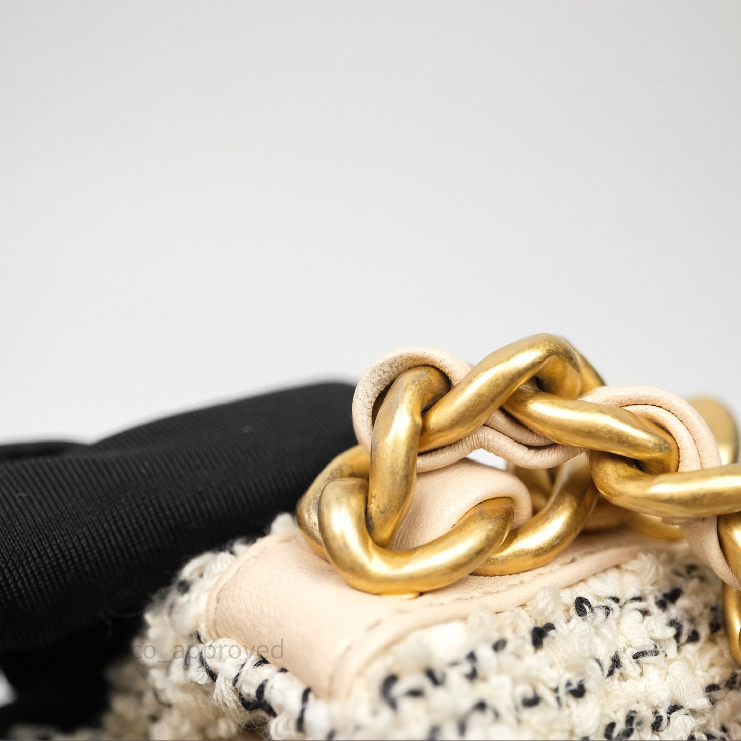Chanel 19 Small Tweed Oreo Cream Mixed Hardware