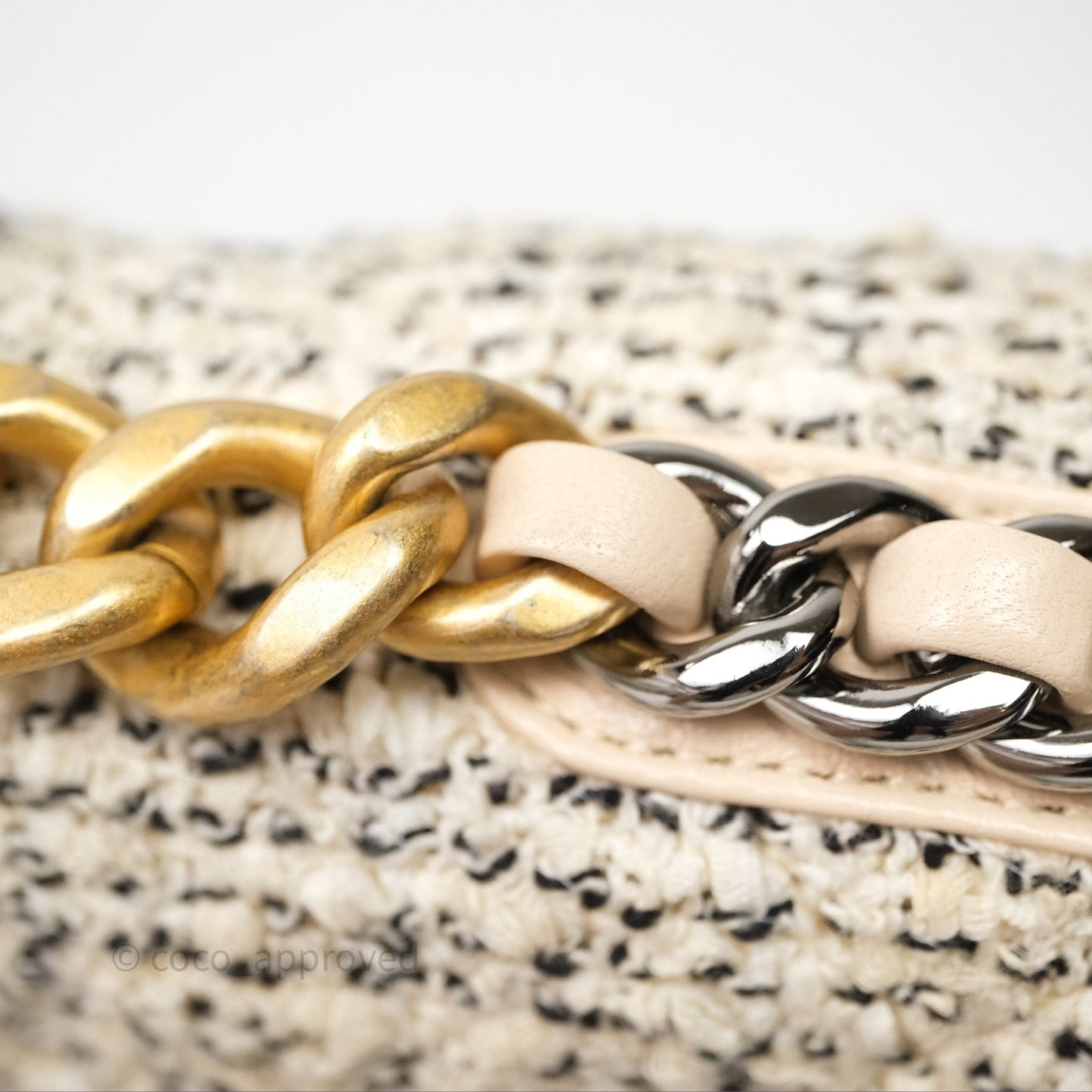 Chanel 19 Small Tweed Oreo Cream Mixed Hardware