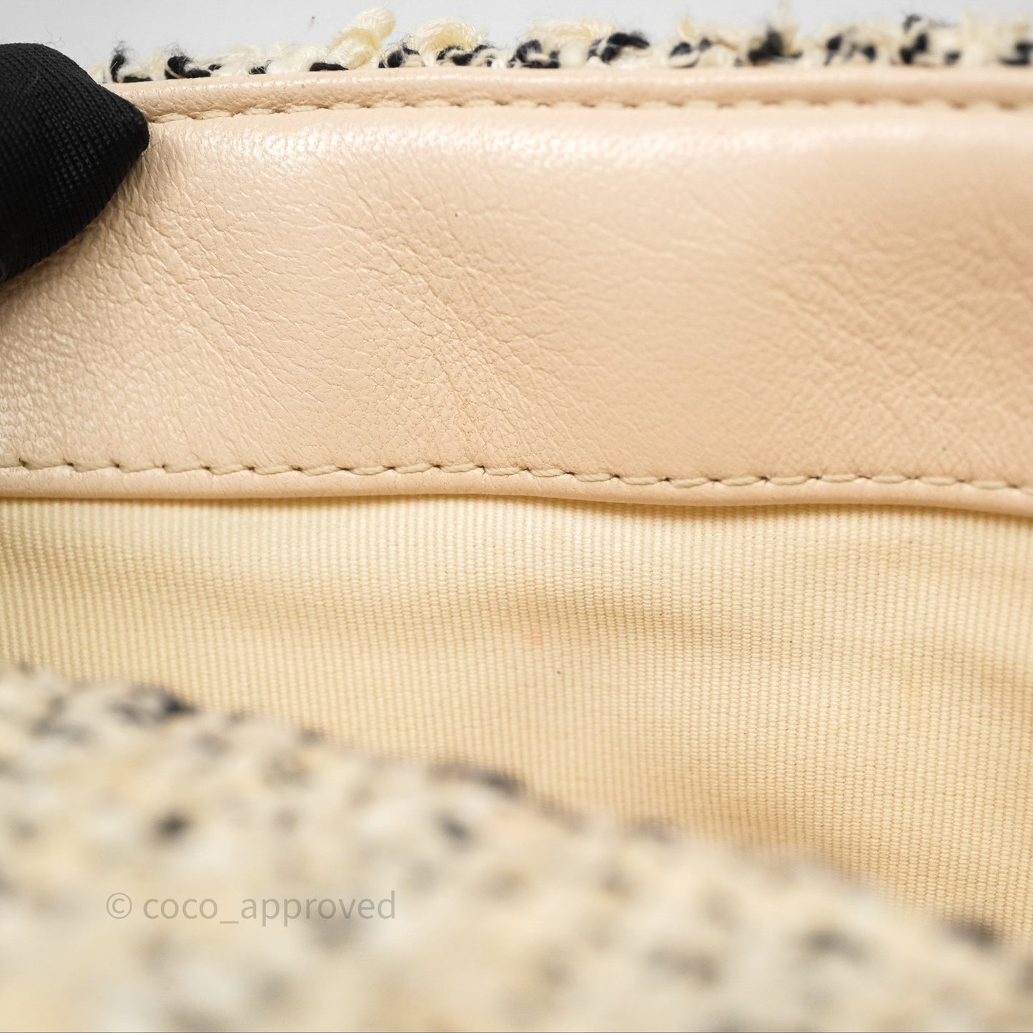 Chanel 19 Small Tweed Oreo Cream Mixed Hardware