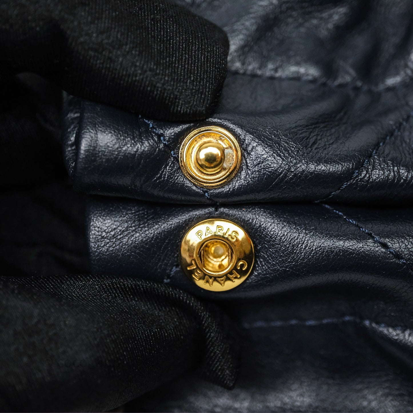 Chanel 22 Small Navy Shiny Calfskin Aged Gold Hardware