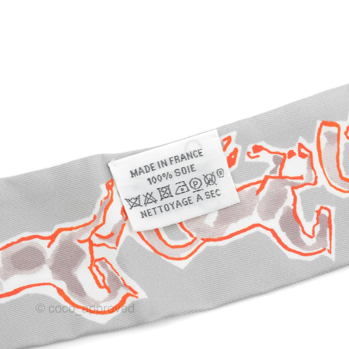 Hermès Silk Chevaux en Liberte Twilly
