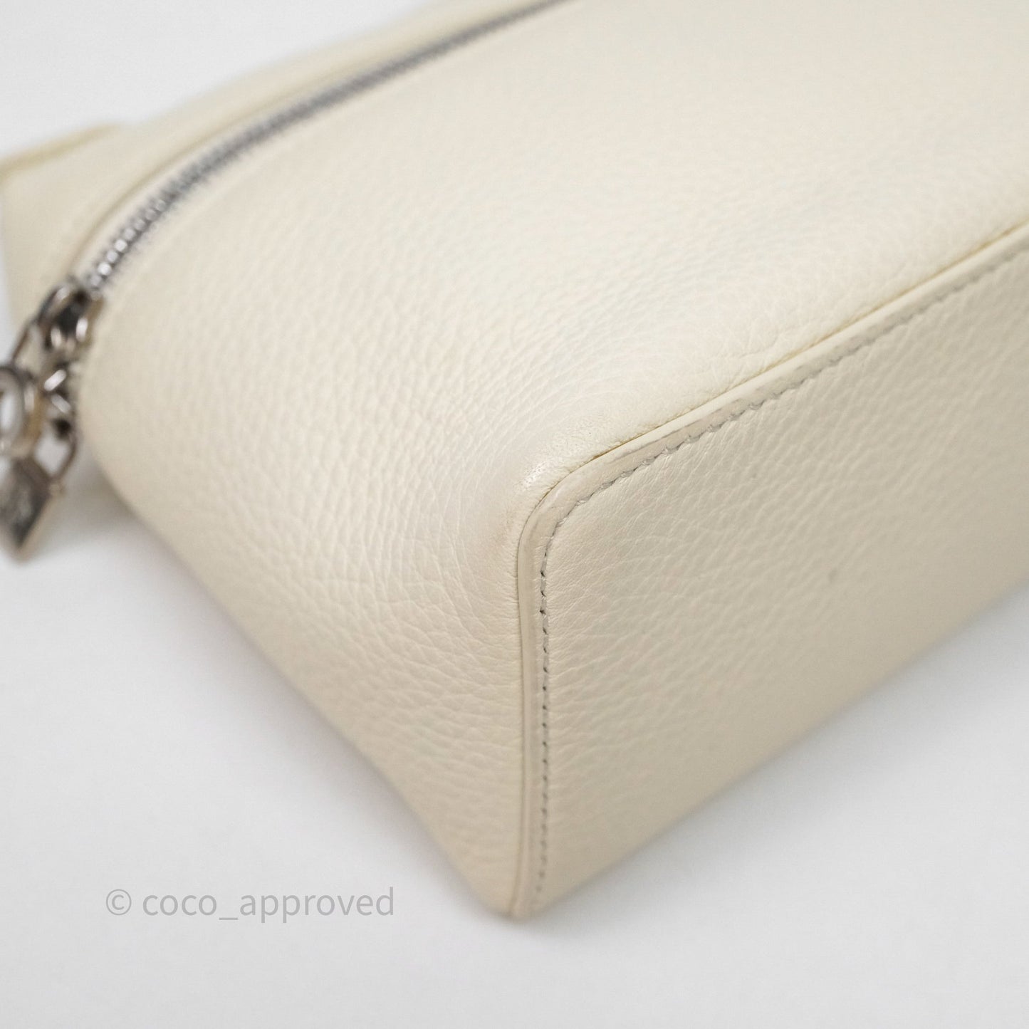 Loro Piana Extra Pocket L19 Ivory White Grained Calfskin