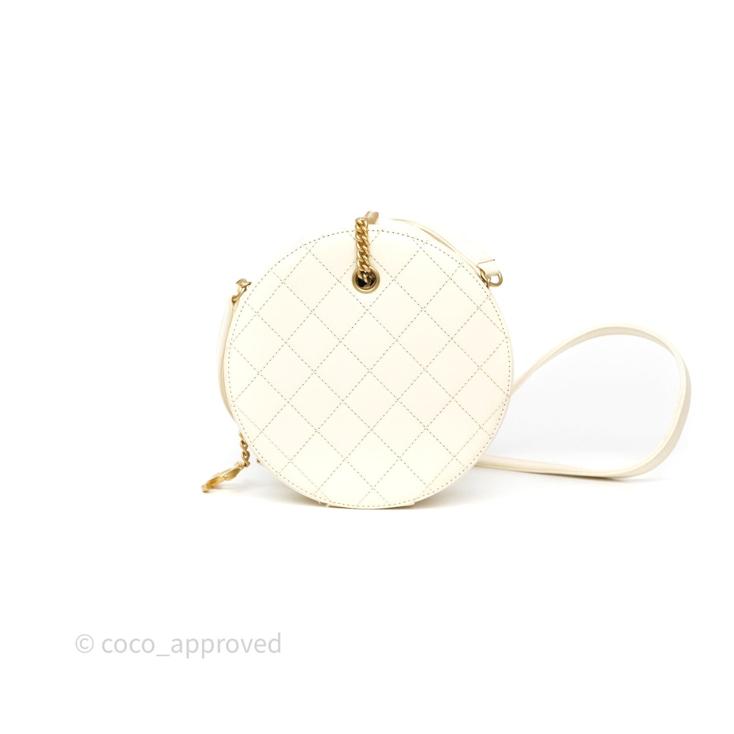 Chanel En Vogue Round Bag White Calfskin Aged Gold Hardware