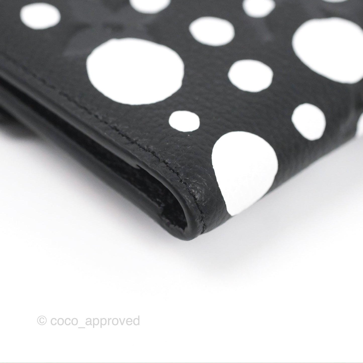 Louis Vuitton x Yayoi Kusama Victorine Wallet White/Black Monogram Empreinte