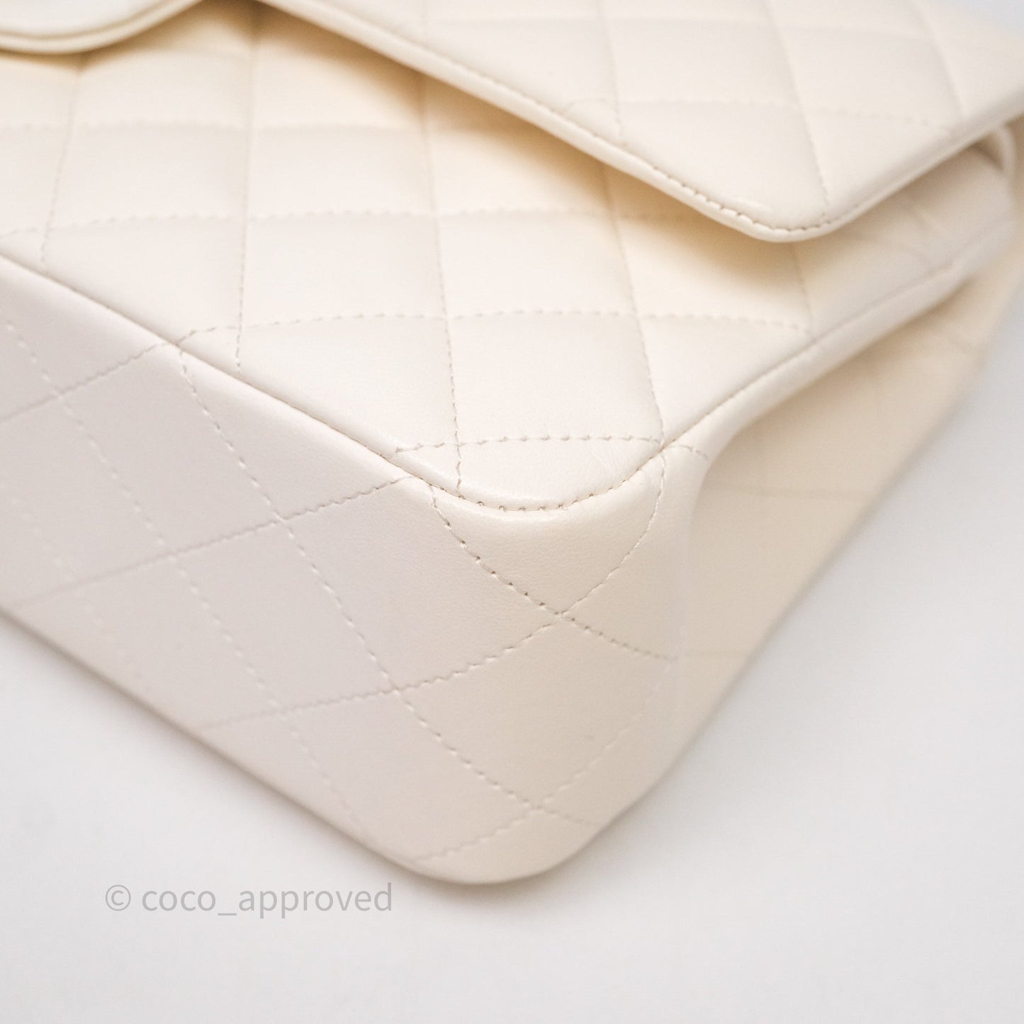 Chanel Classic M/L Medium Flap Quilted Ivory White Lambskin Gold Hardware