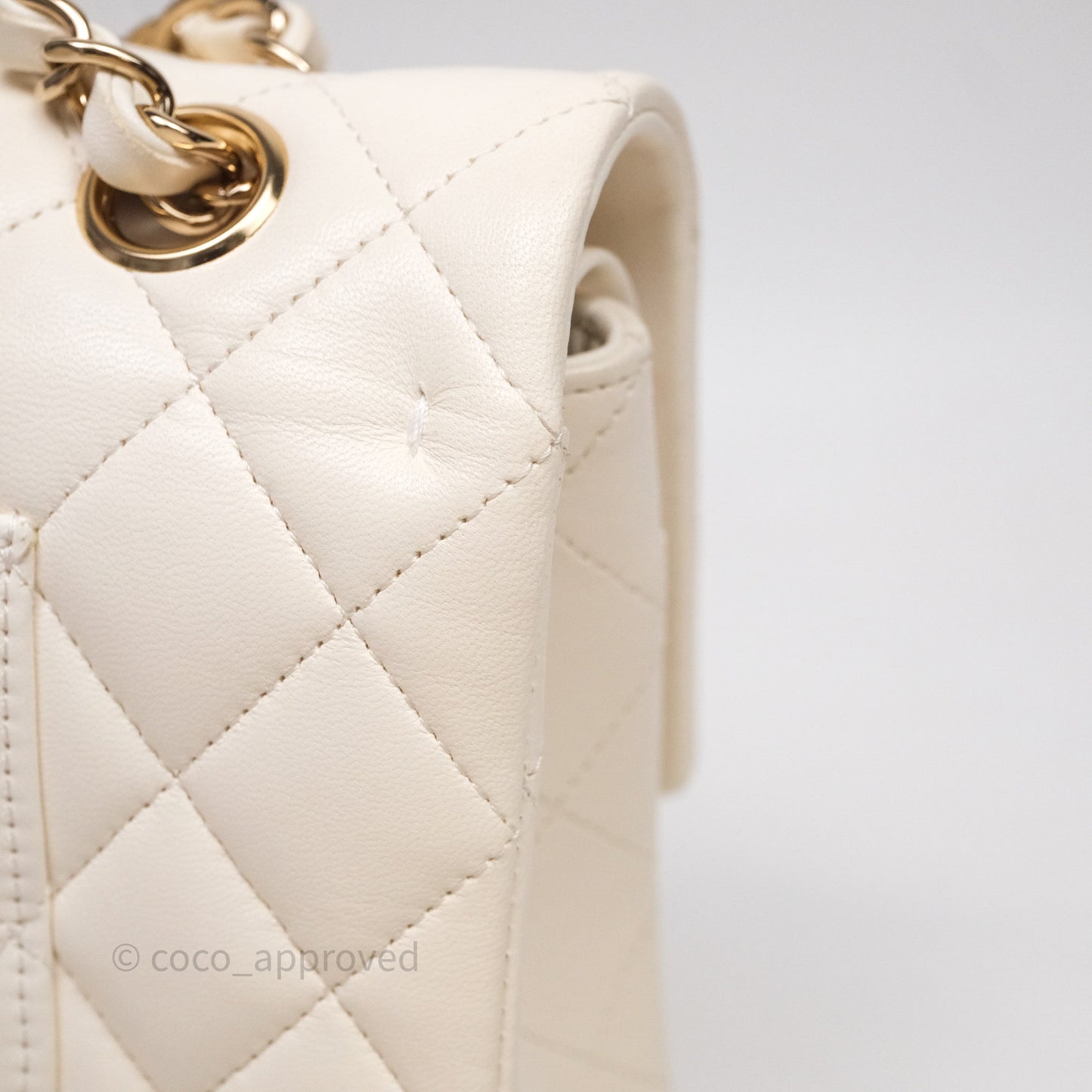 Chanel Classic M/L Medium Flap Quilted Ivory White Lambskin Gold Hardware