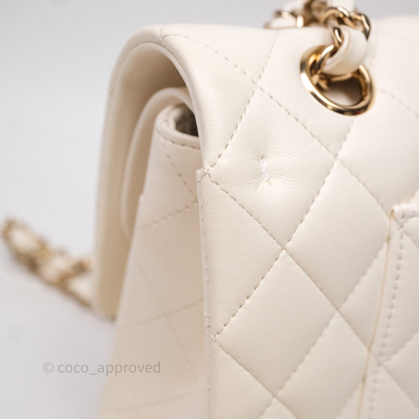 Chanel Classic M/L Medium Flap Quilted Ivory White Lambskin Gold Hardware