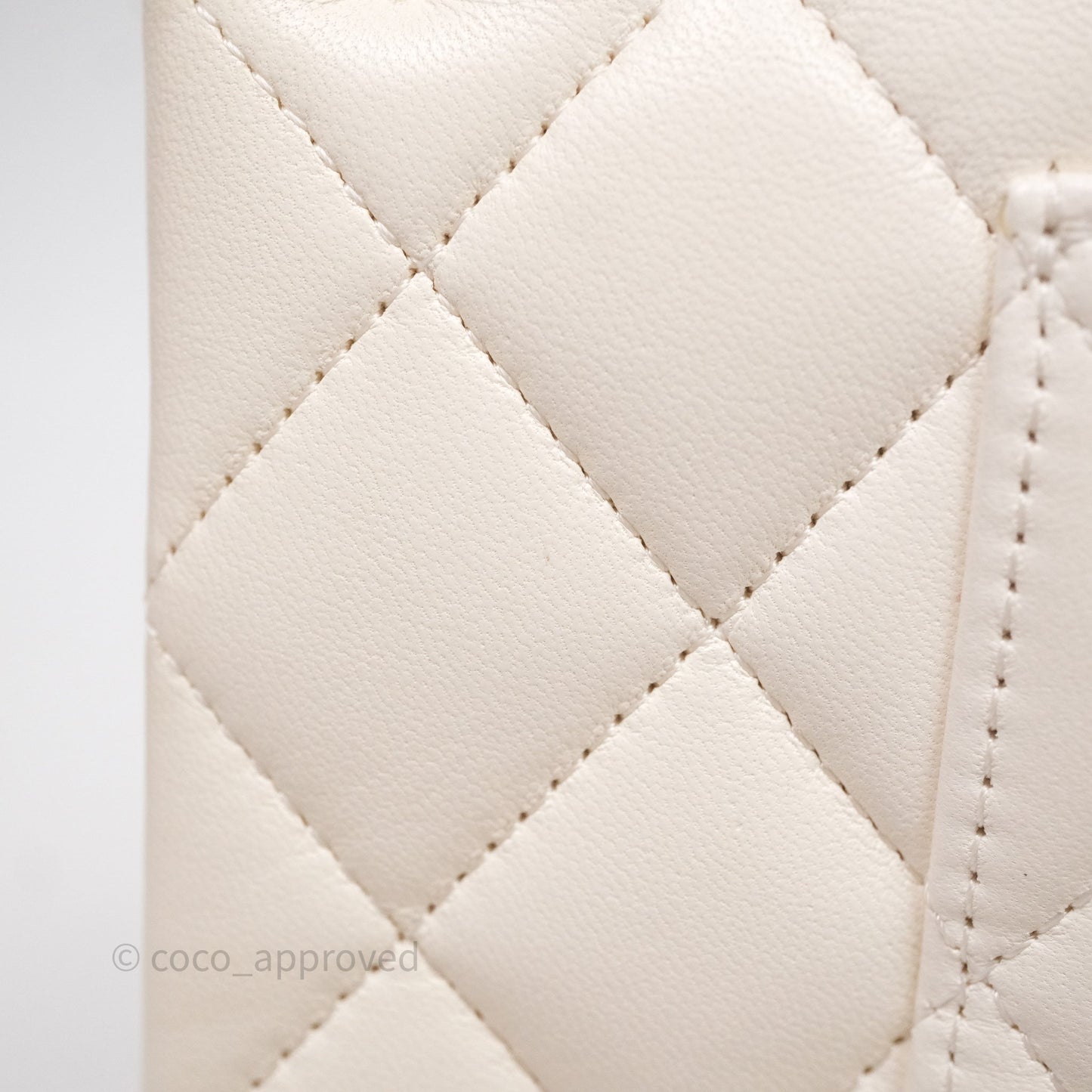 Chanel Classic M/L Medium Flap Quilted Ivory White Lambskin Gold Hardware