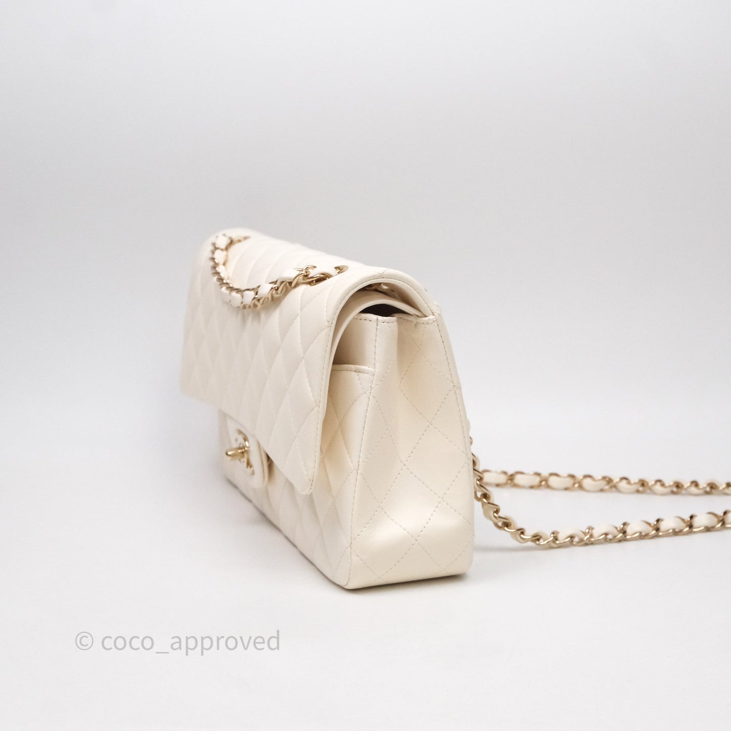 Chanel Classic M/L Medium Flap Quilted Ivory White Lambskin Gold Hardware
