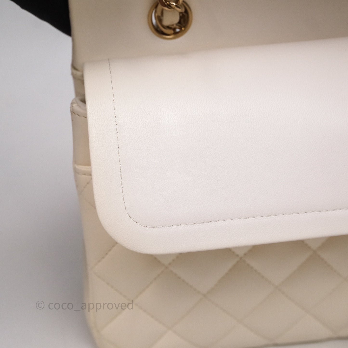 Chanel Classic M/L Medium Flap Quilted Ivory White Lambskin Gold Hardware